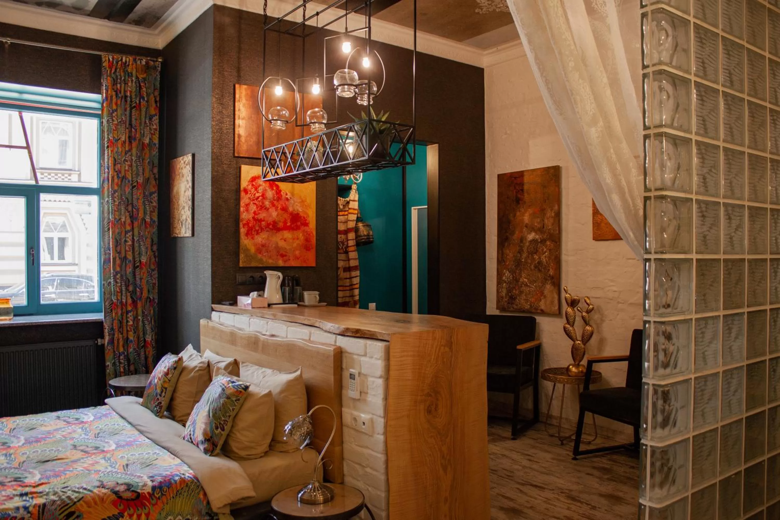 Decorative detail, Bed in MaNNa Boutique Hotel