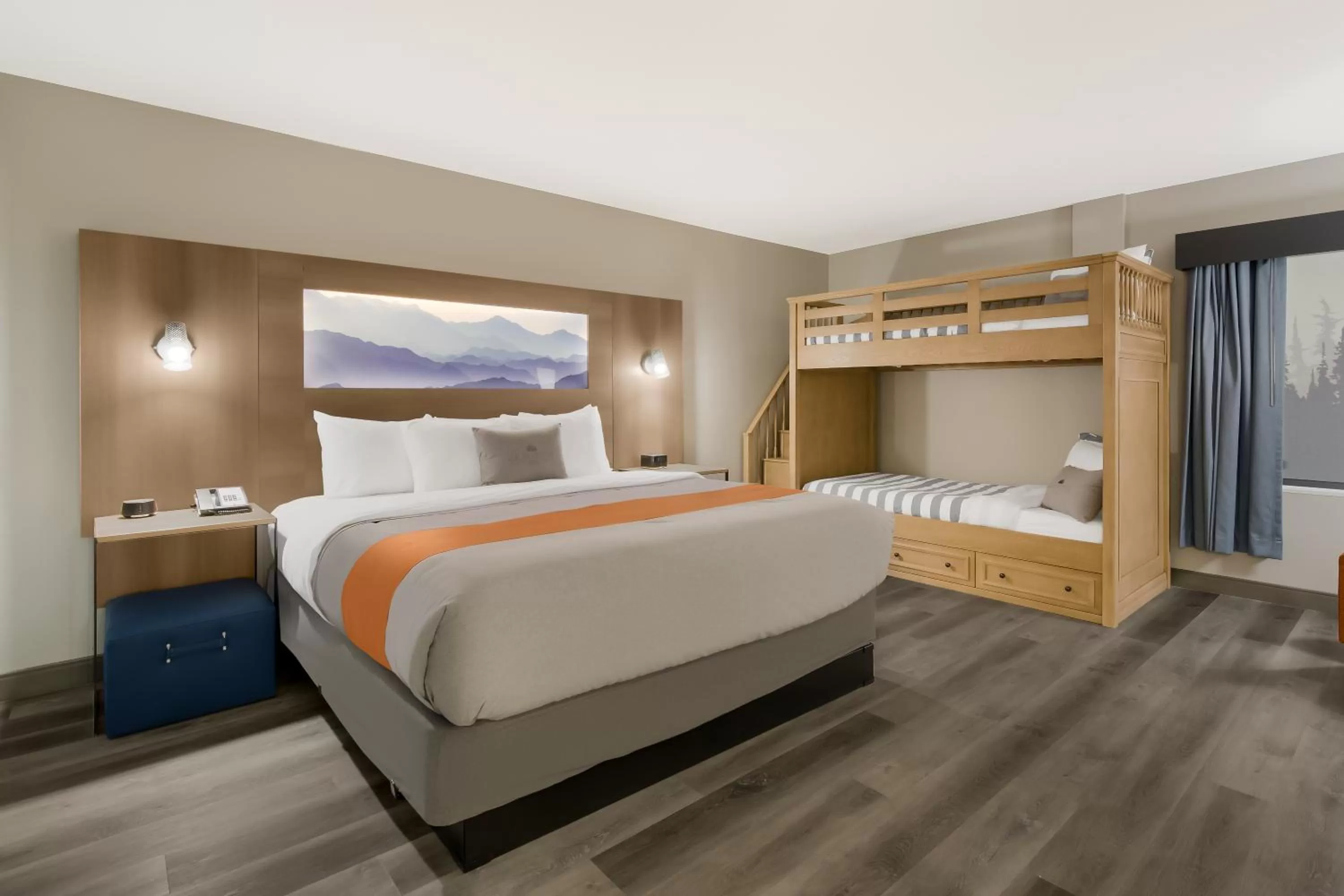Bedroom, Bed in Graystone Lodge, an Ascend Collection Hotel