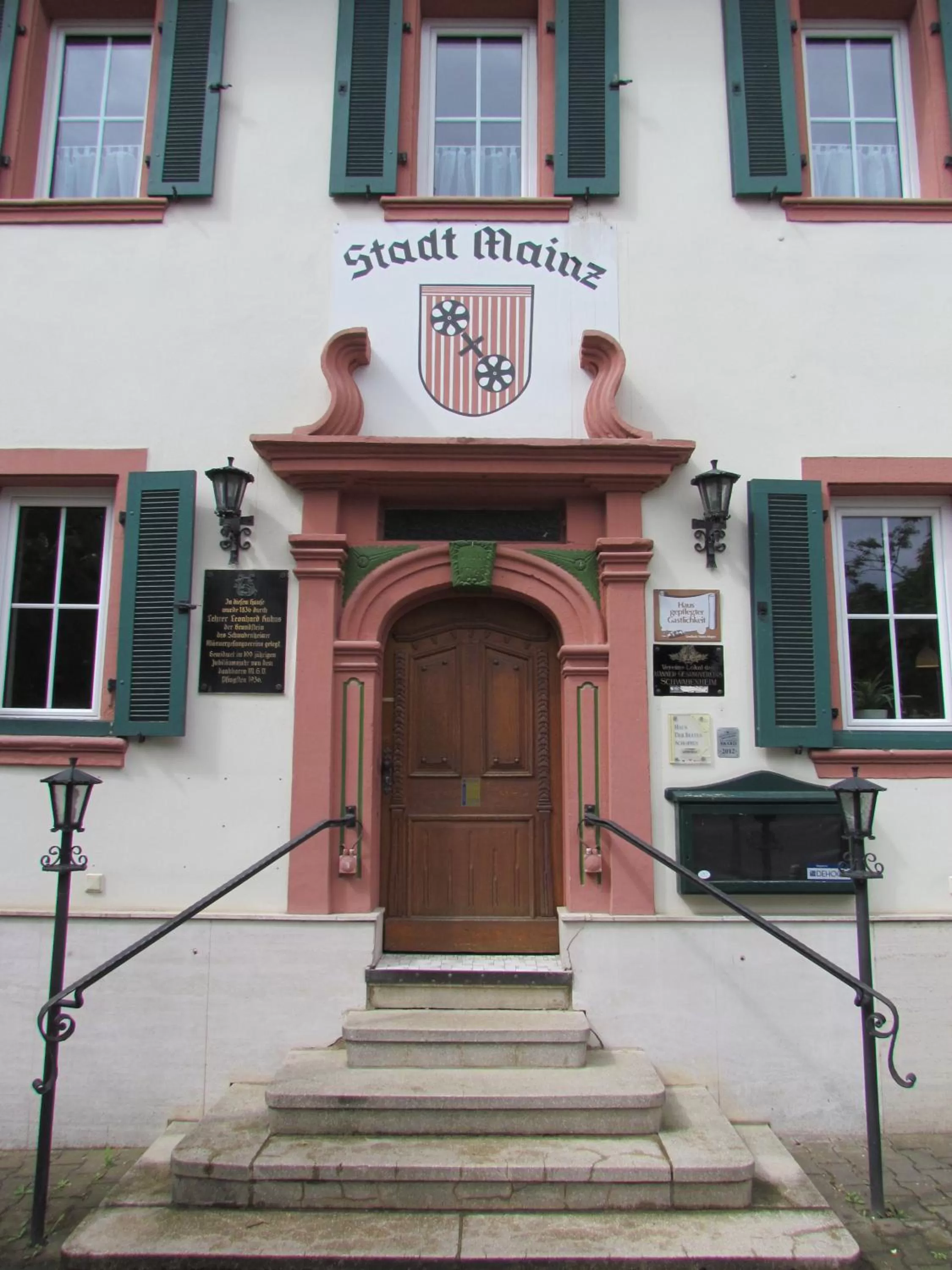 Facade/entrance in Hotel Stadt Mainz