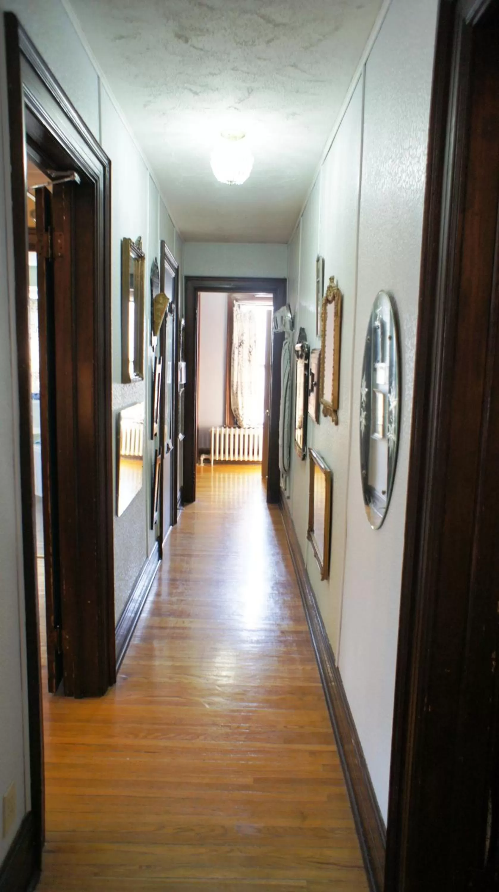 Decorative detail in A Night to Remember B & B