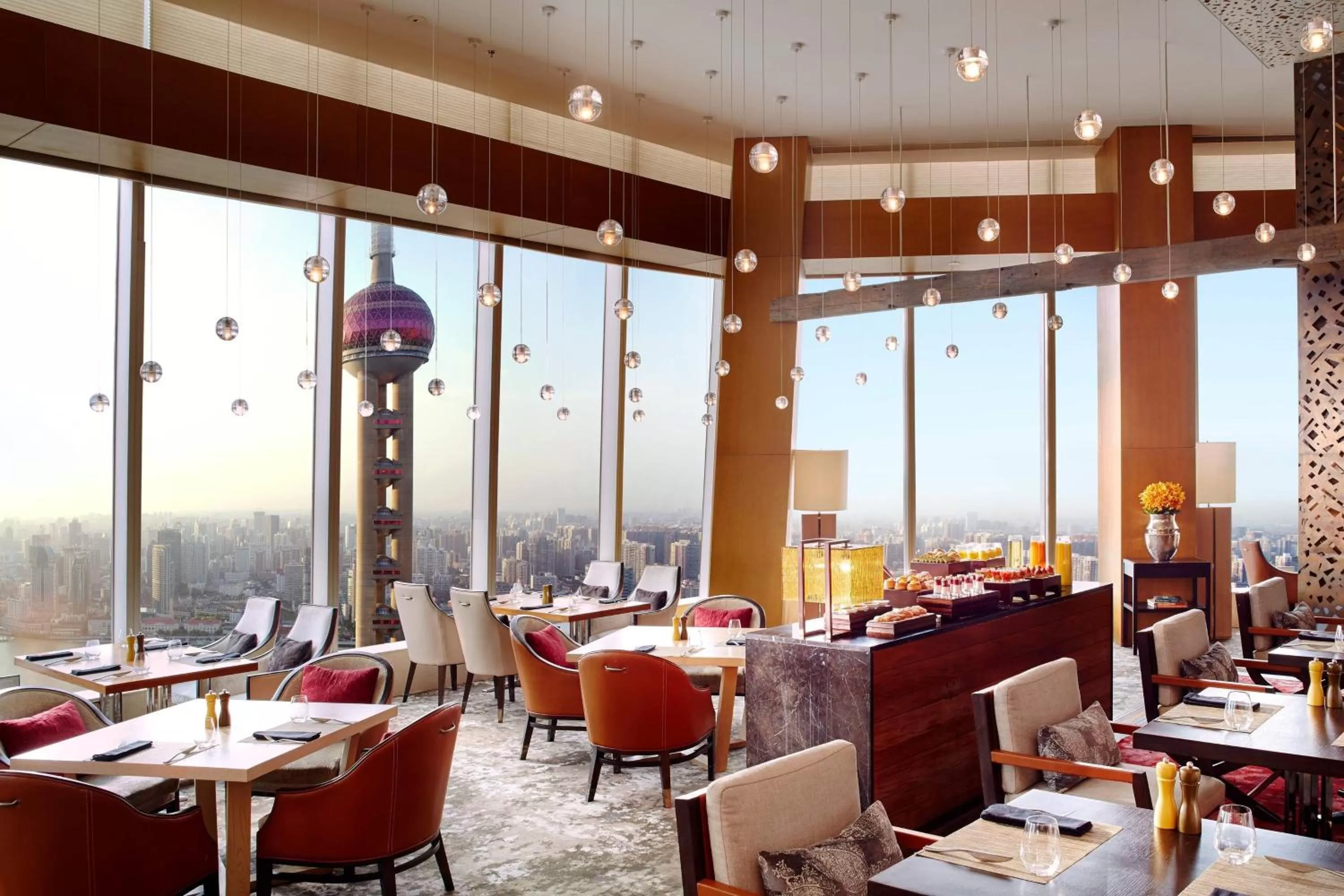 Restaurant/places to eat in The Ritz-Carlton Shanghai, Pudong
