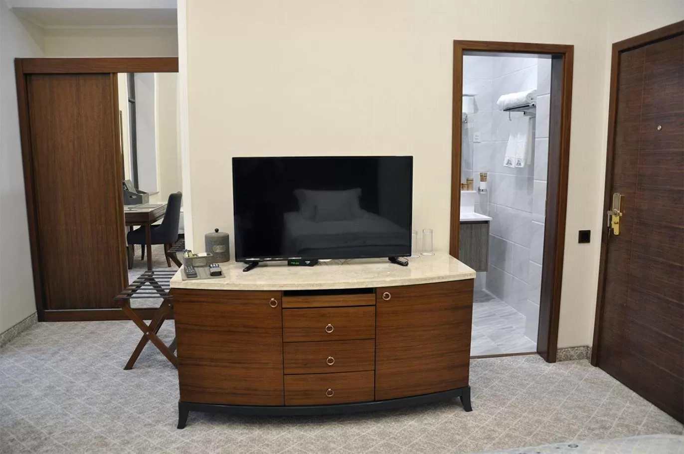 Parliament Palace Hotel