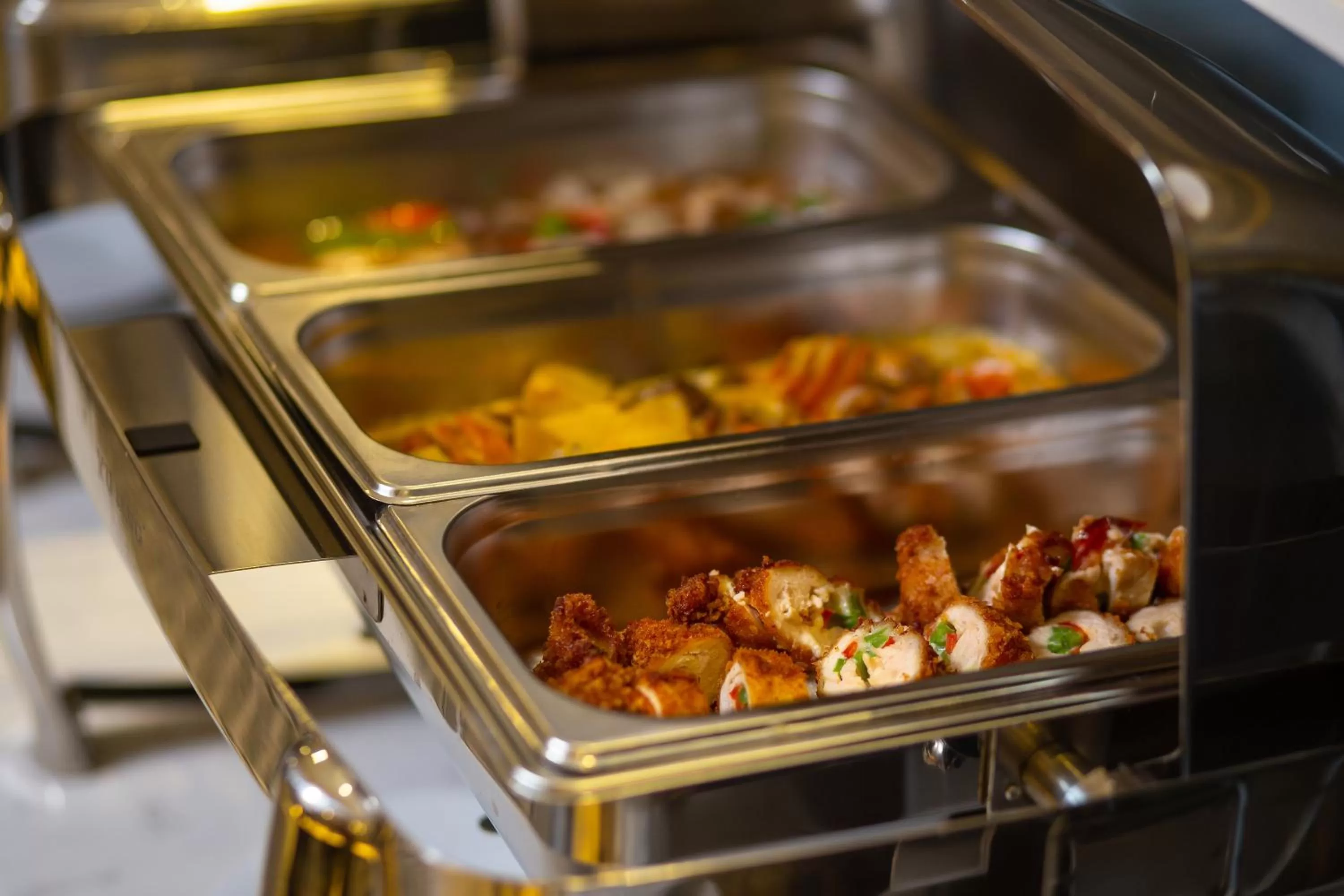 Restaurant/places to eat in 22land Residence Hotel 71 Hang Bong Premium