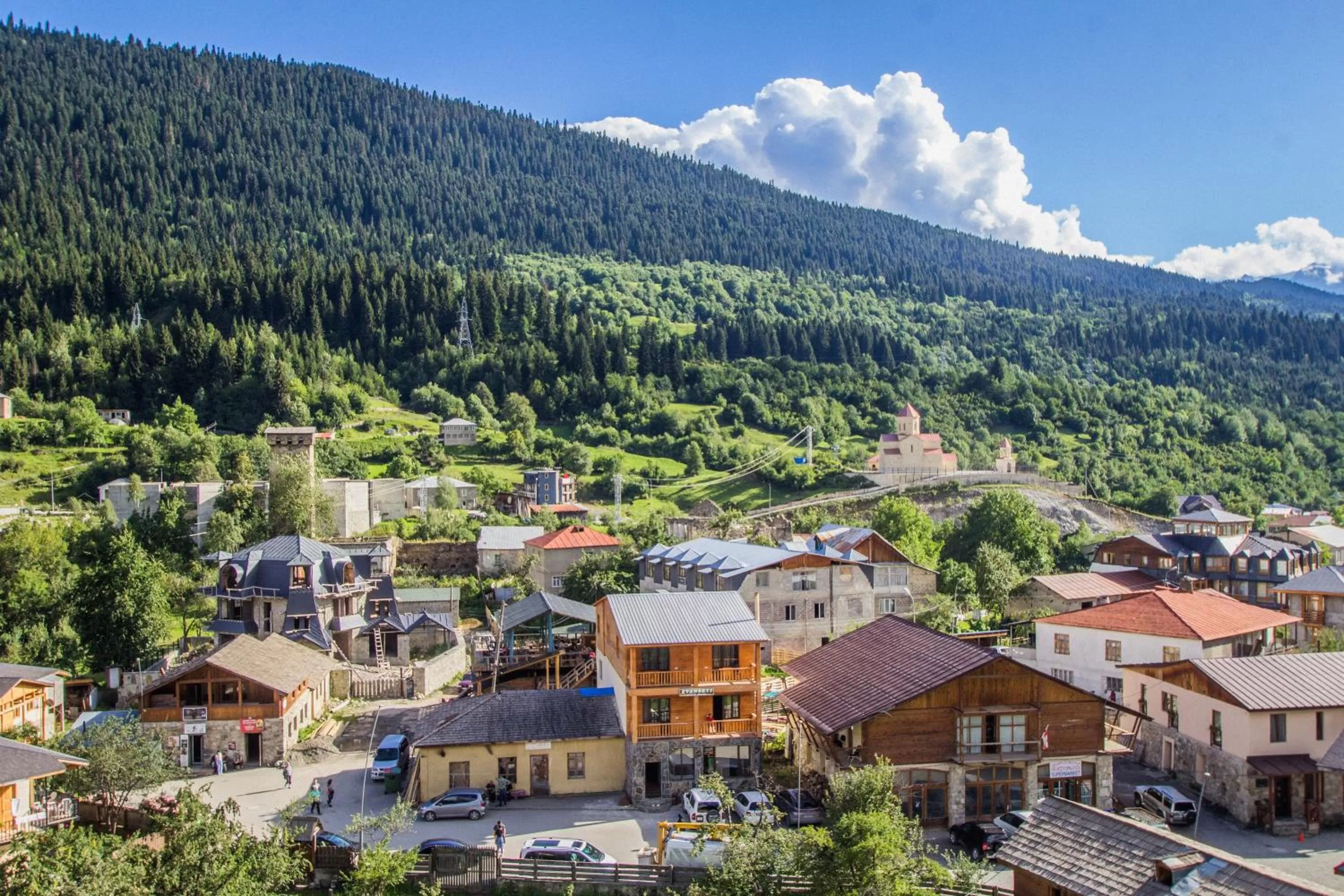 Facade/entrance in Hotel Svanseti