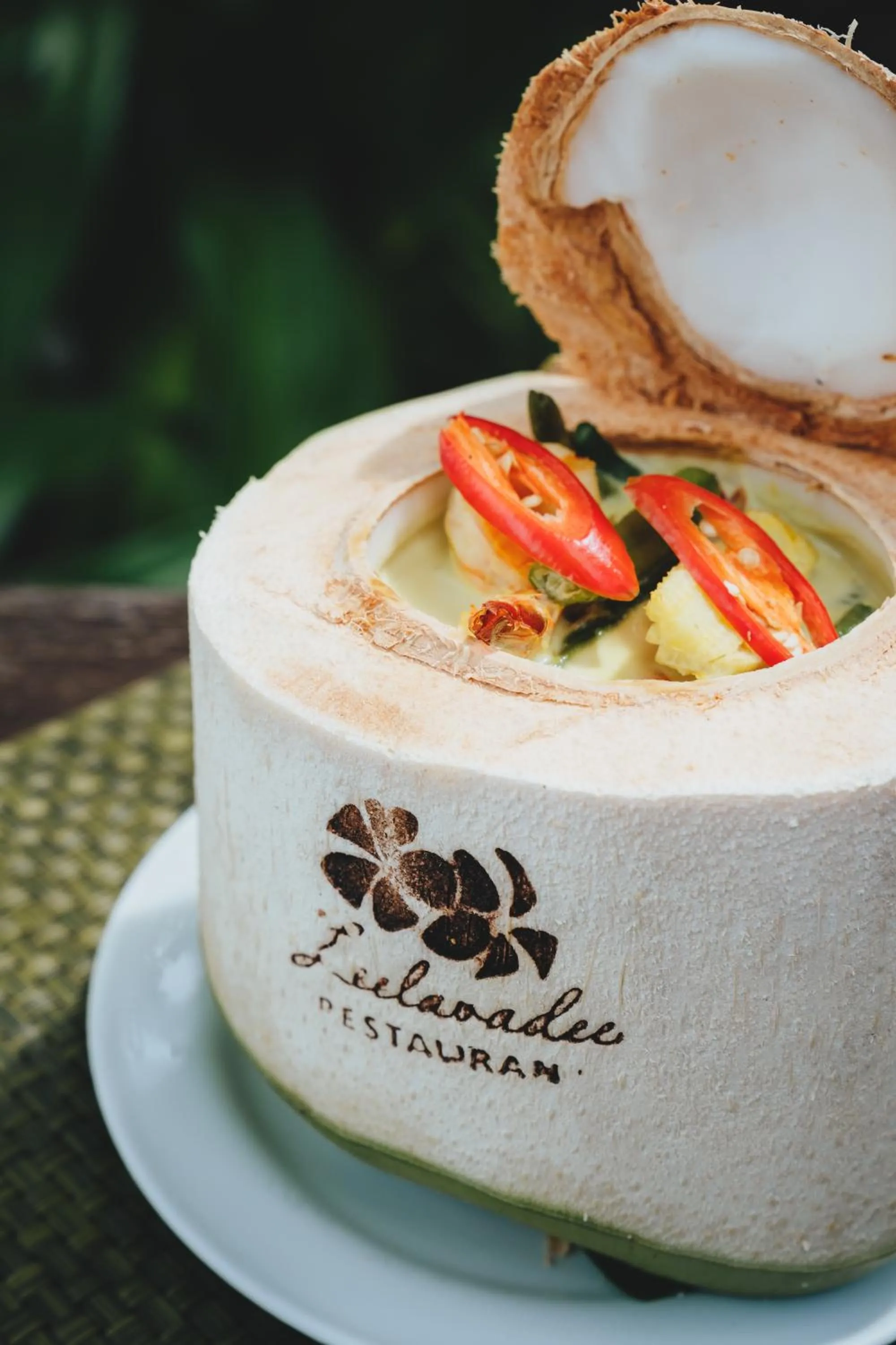 Food and drinks in Baan Chaweng Beach Resort & Spa - SHA Extra Plus