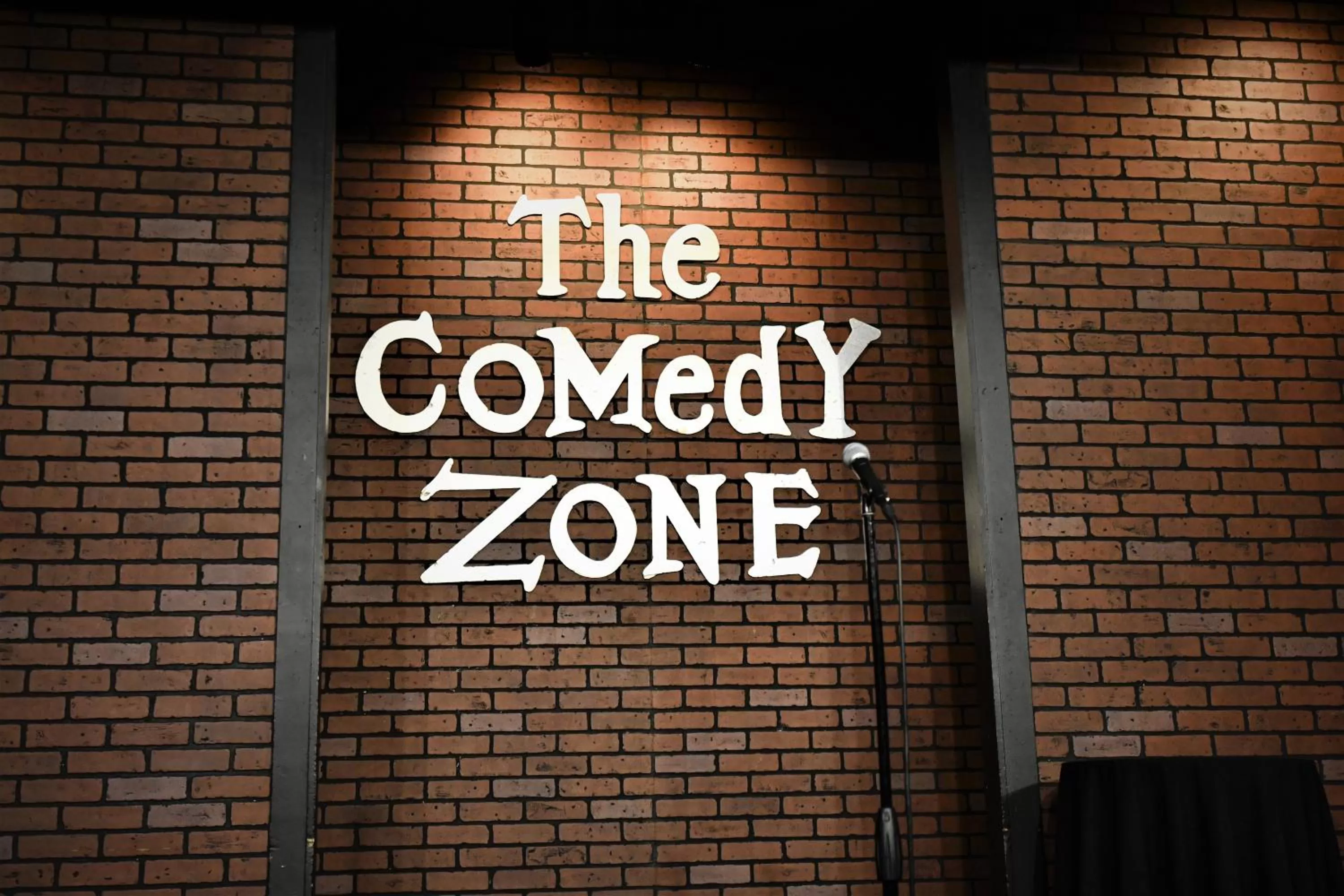 Nightclub / DJ in Ramada by Wyndham Jacksonville Hotel & Conference Center