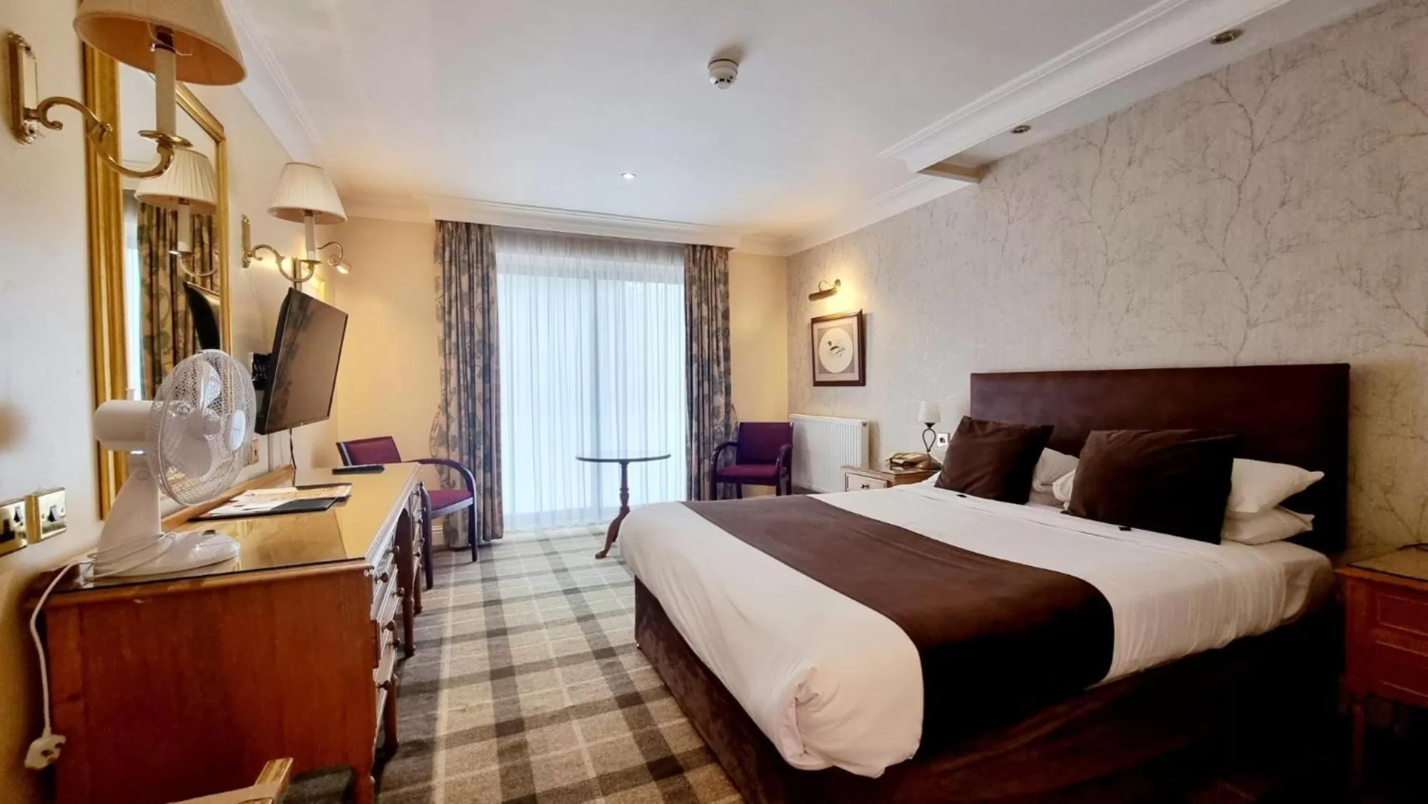 Standard Double Room with Patio in Muthu Belstead Brook Hotel