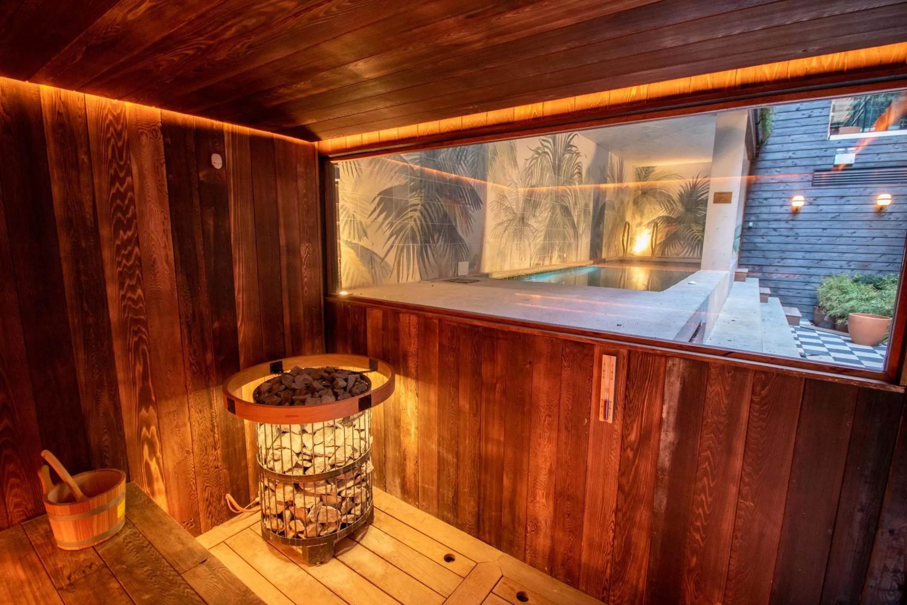 Sauna in The Mayson