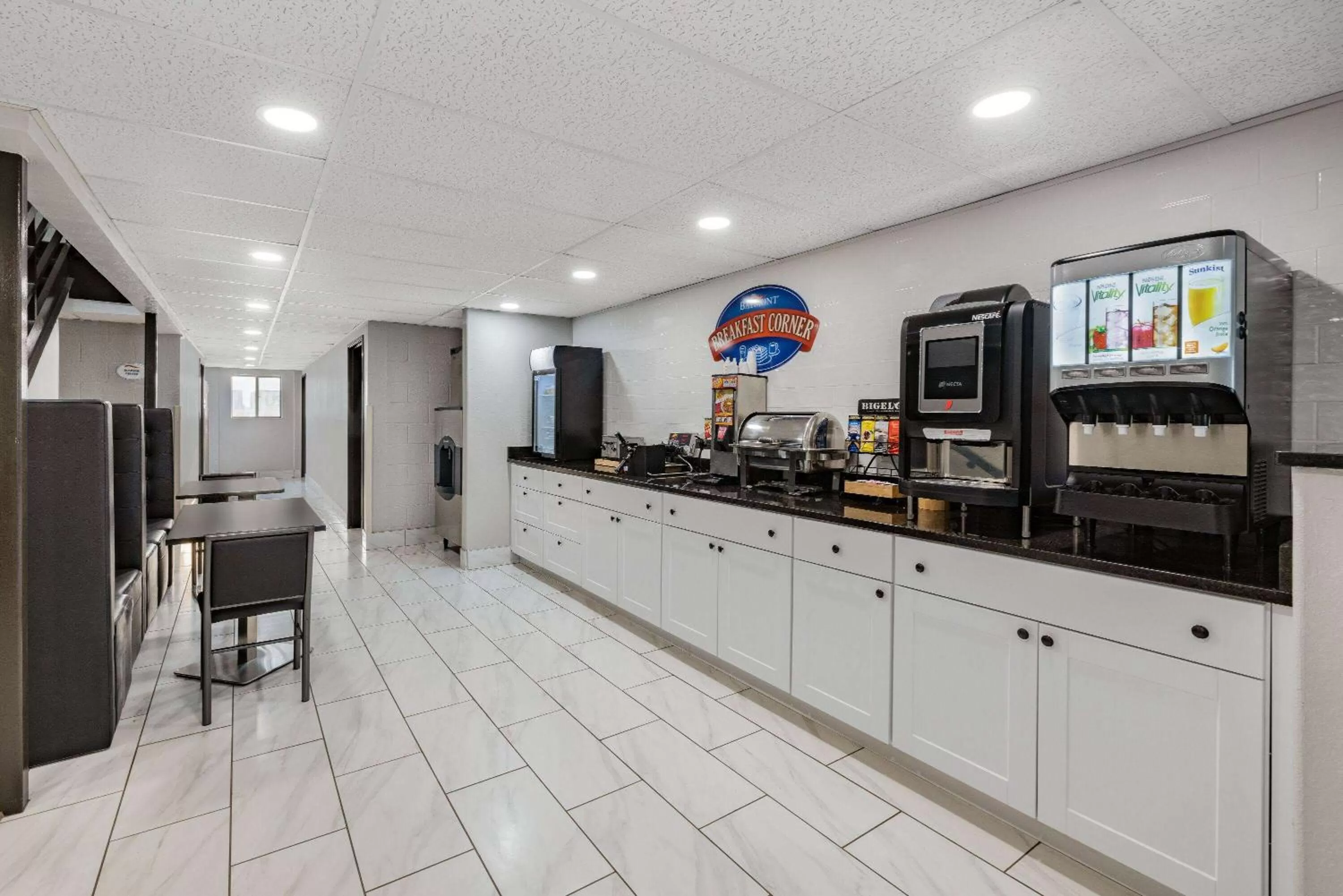 Breakfast in Baymont by Wyndham Gillette