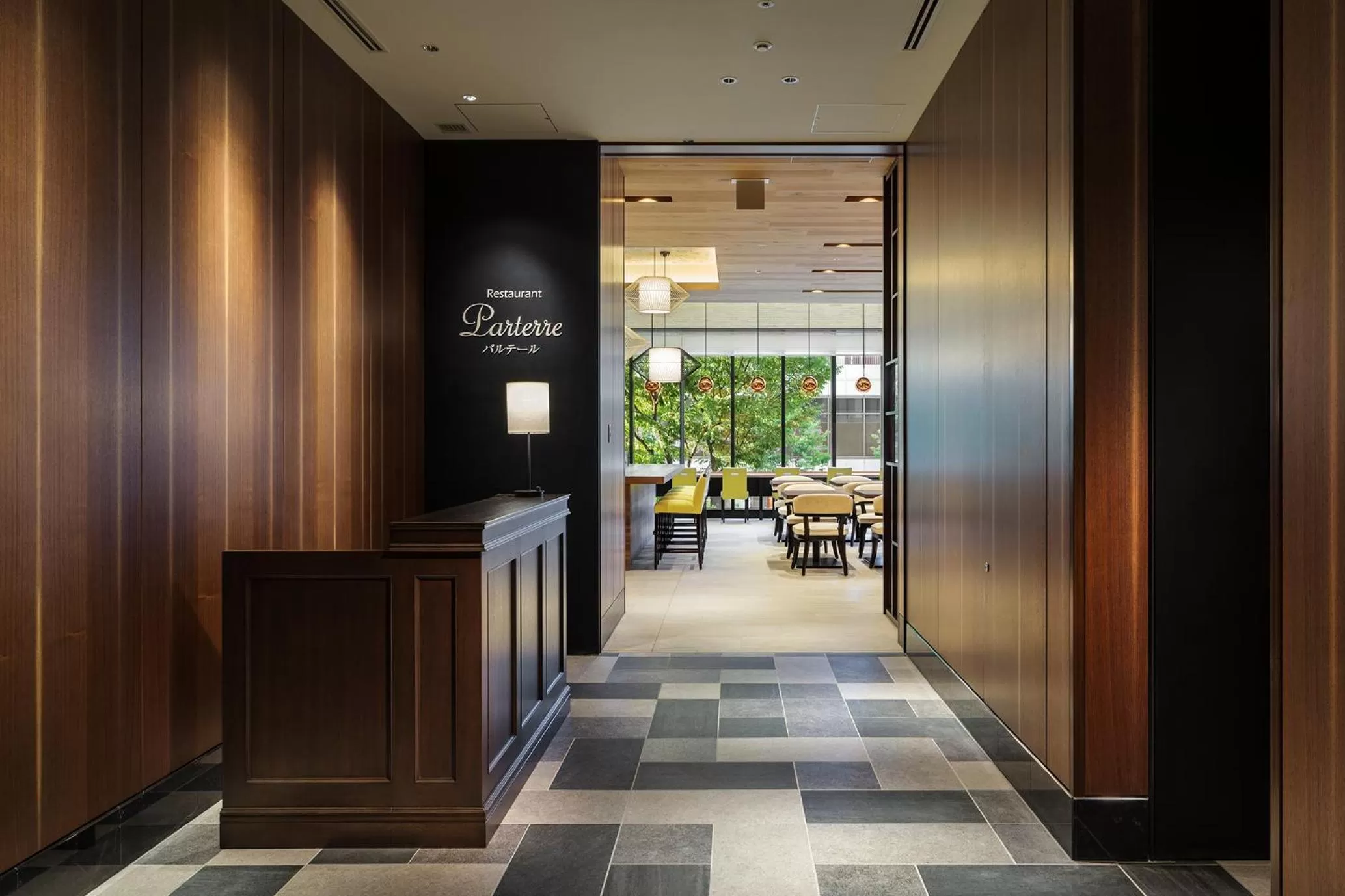 Restaurant/places to eat in Hotel Monterey Le Frere Osaka