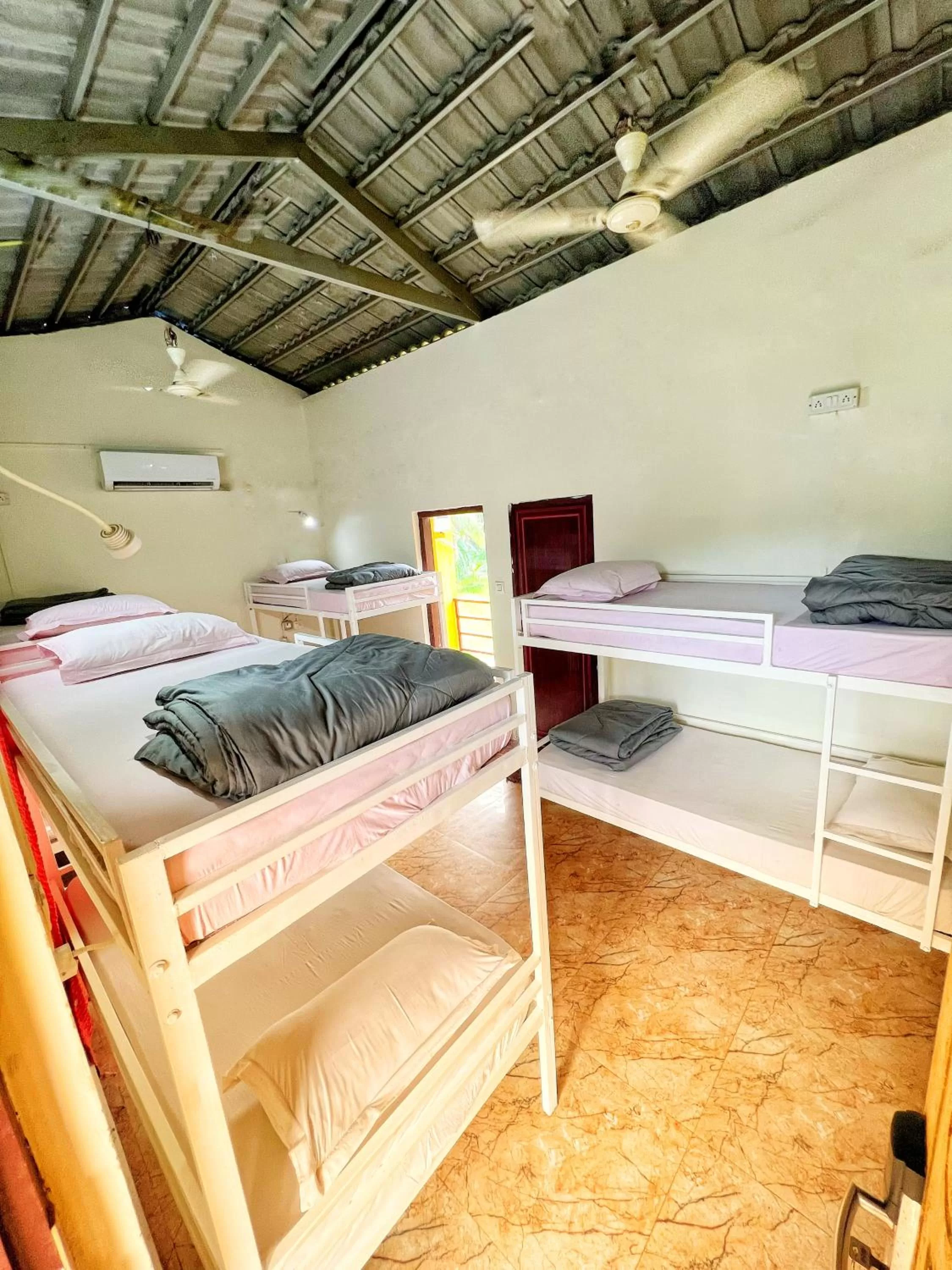 Bunk Bed in MID BEACH STAY Gokarna