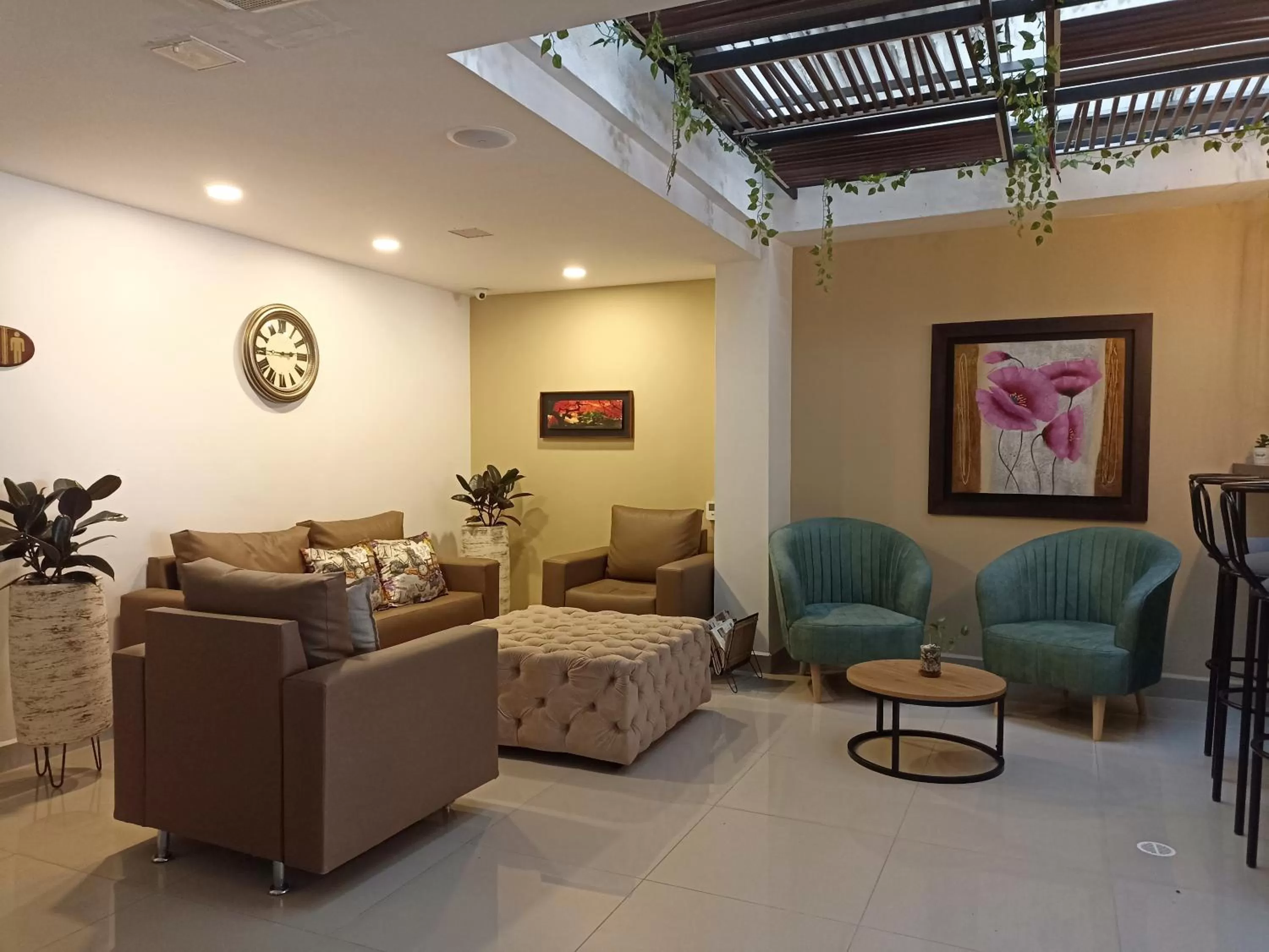 Decorative detail in Laureles Guest House LGH Hotel