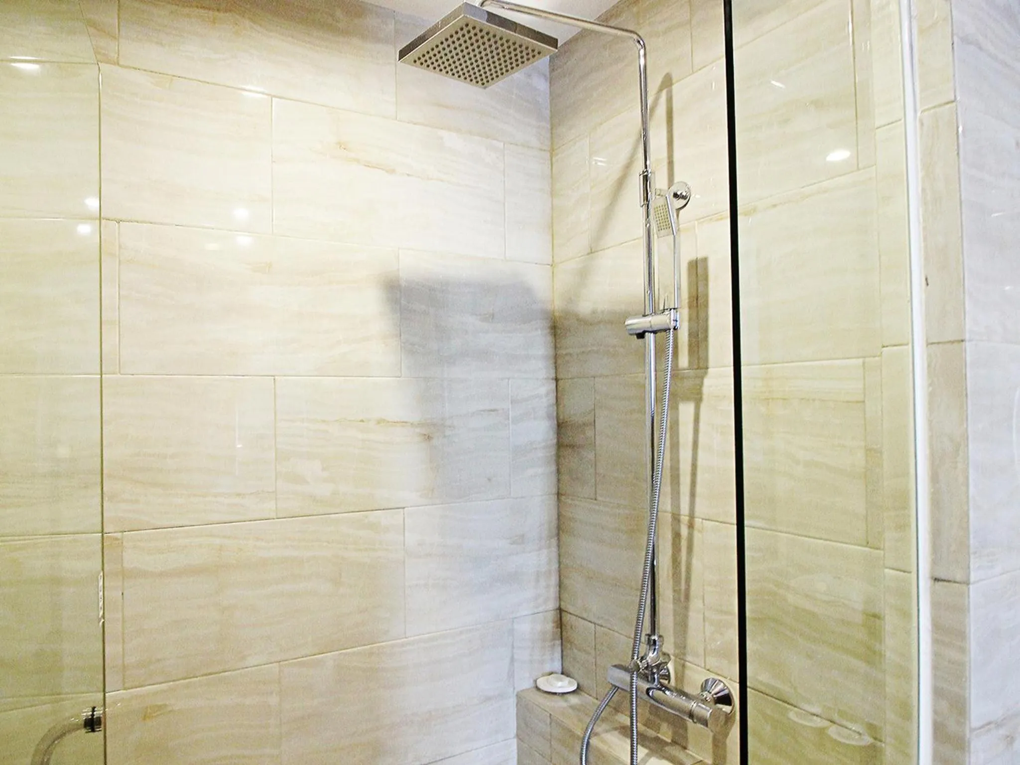 Bathroom in Java Palace Hotel