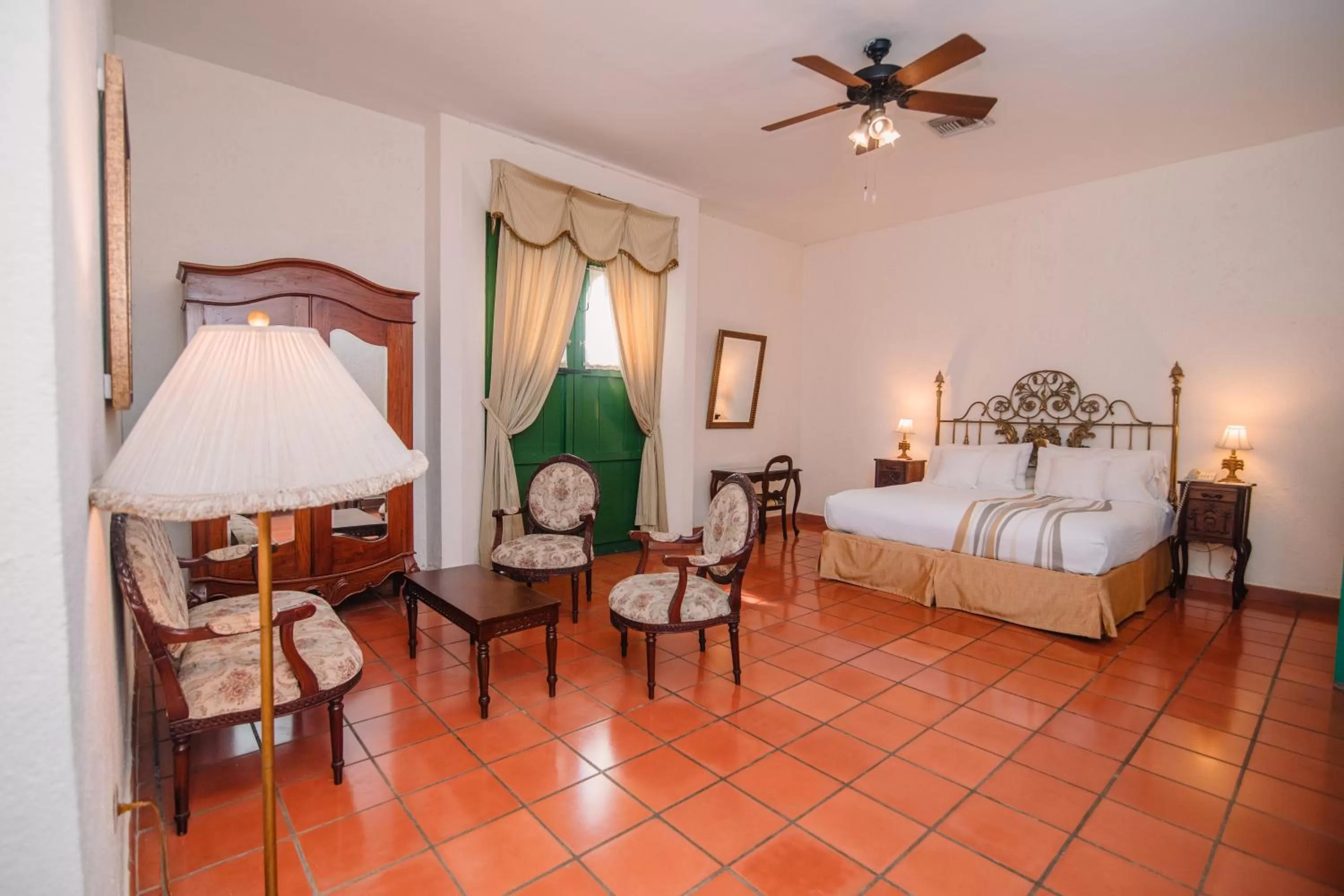 Living room, Bed in Hotel El Convento Leon Nicaragua