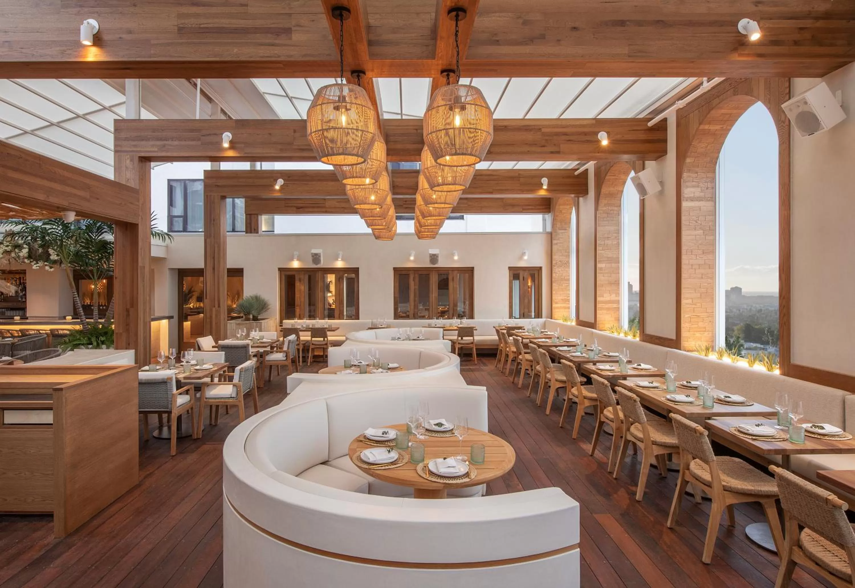 Restaurant/places to eat in Mondrian Los Angeles