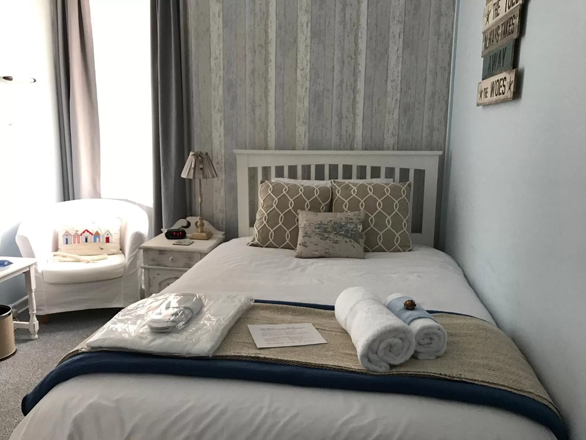 Bed in Cliveden Guest House