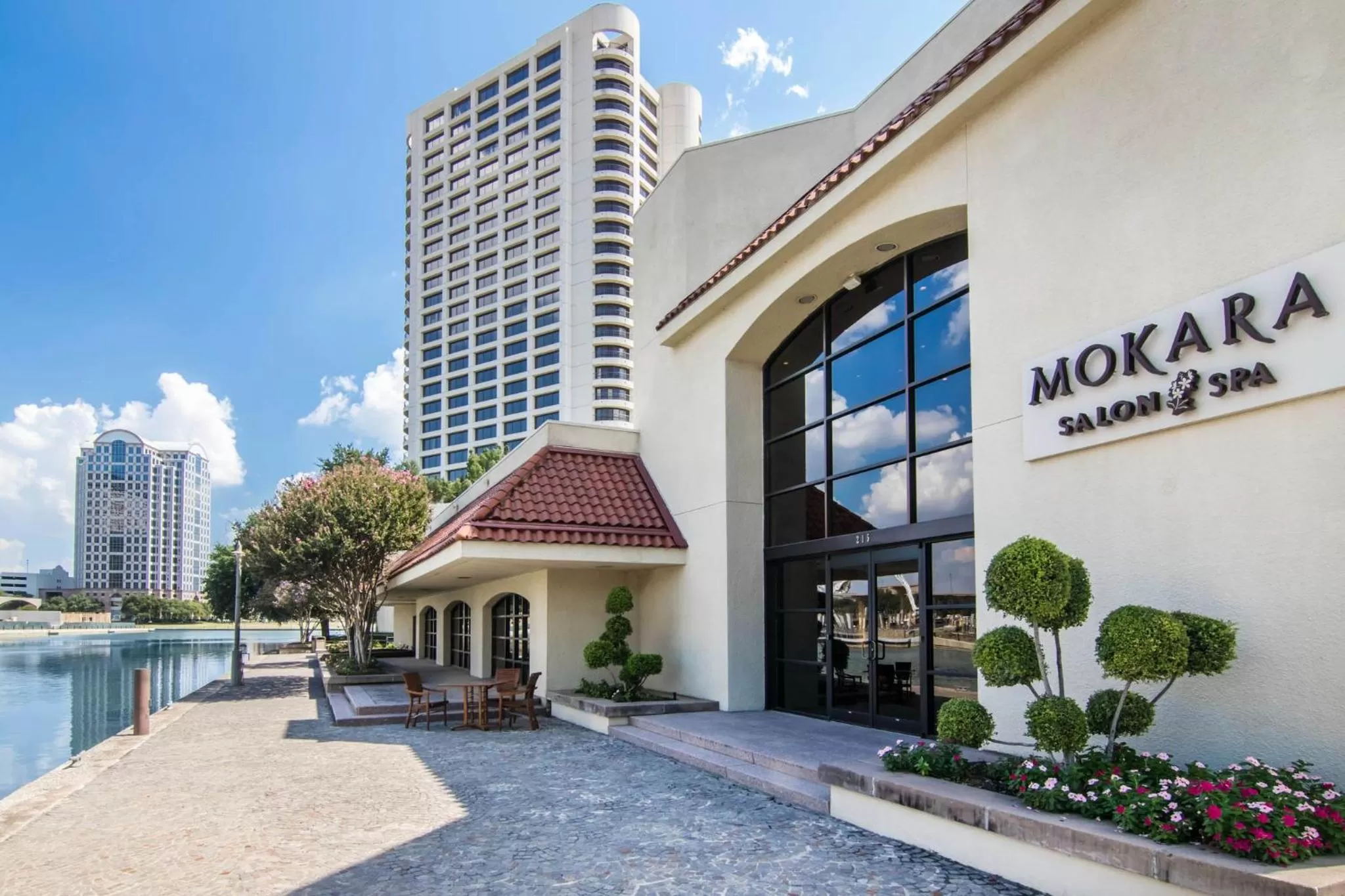 Spa and wellness centre/facilities in Omni Las Colinas Hotel