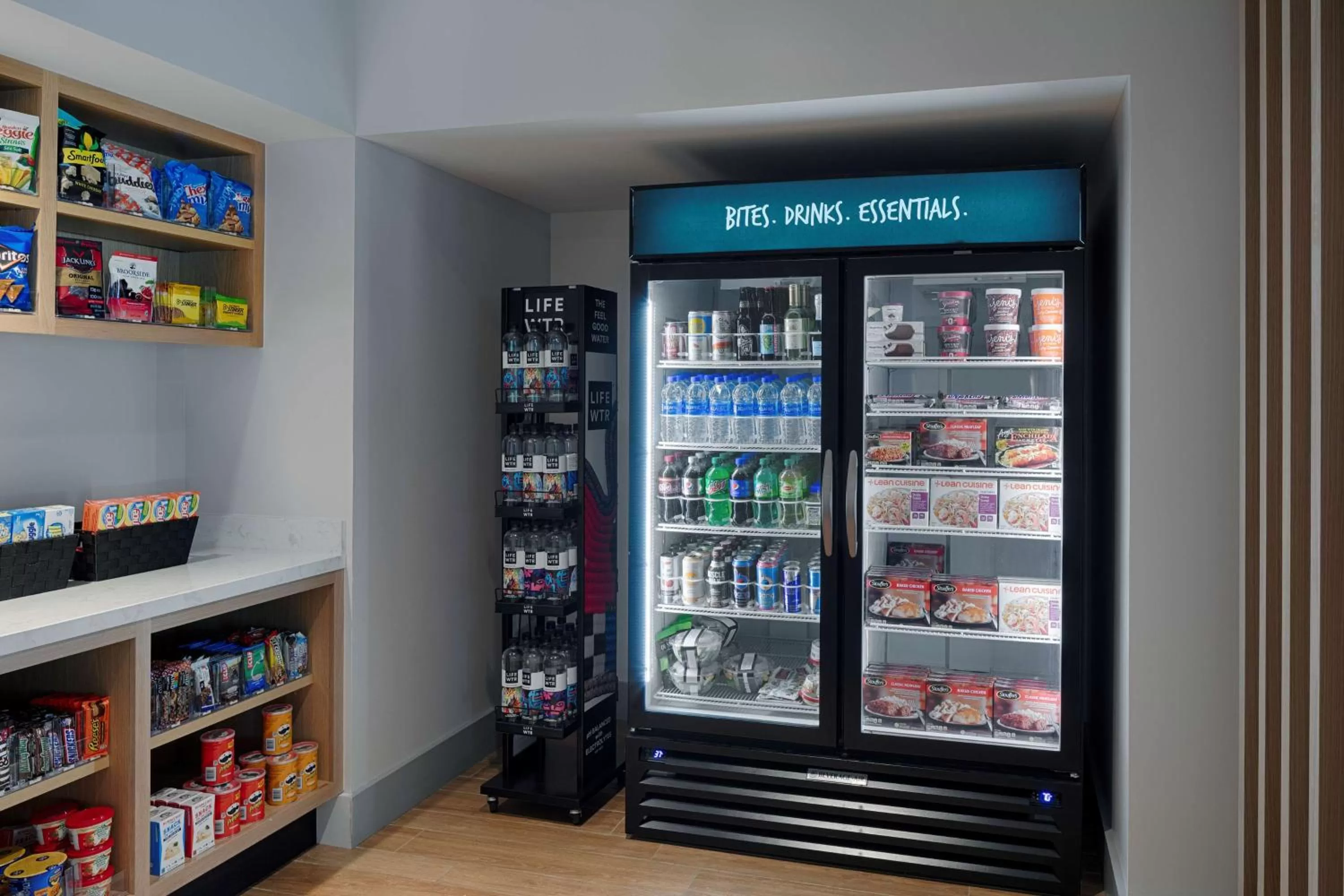 Restaurant/places to eat in Hyatt House Columbus OSU Short North