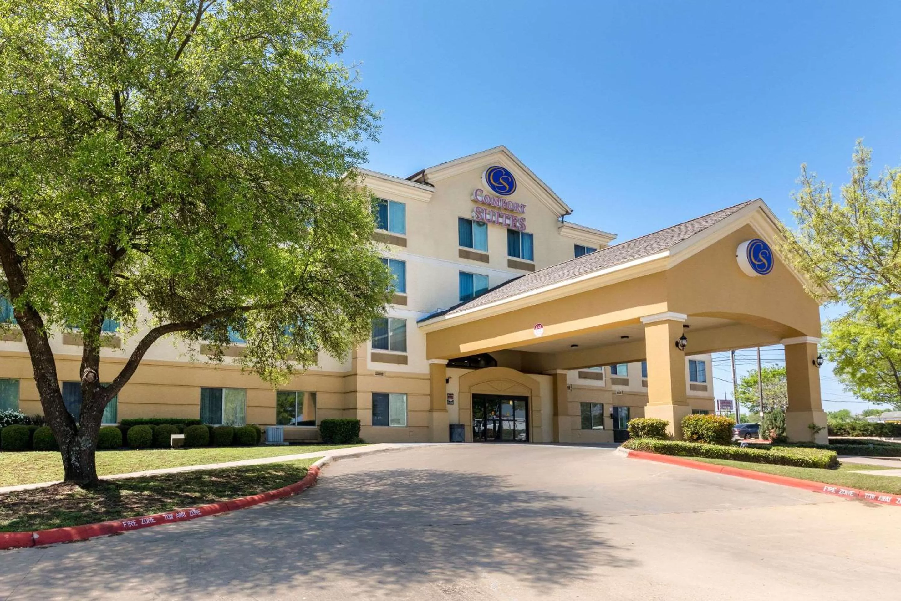 Comfort Suites Austin Airport