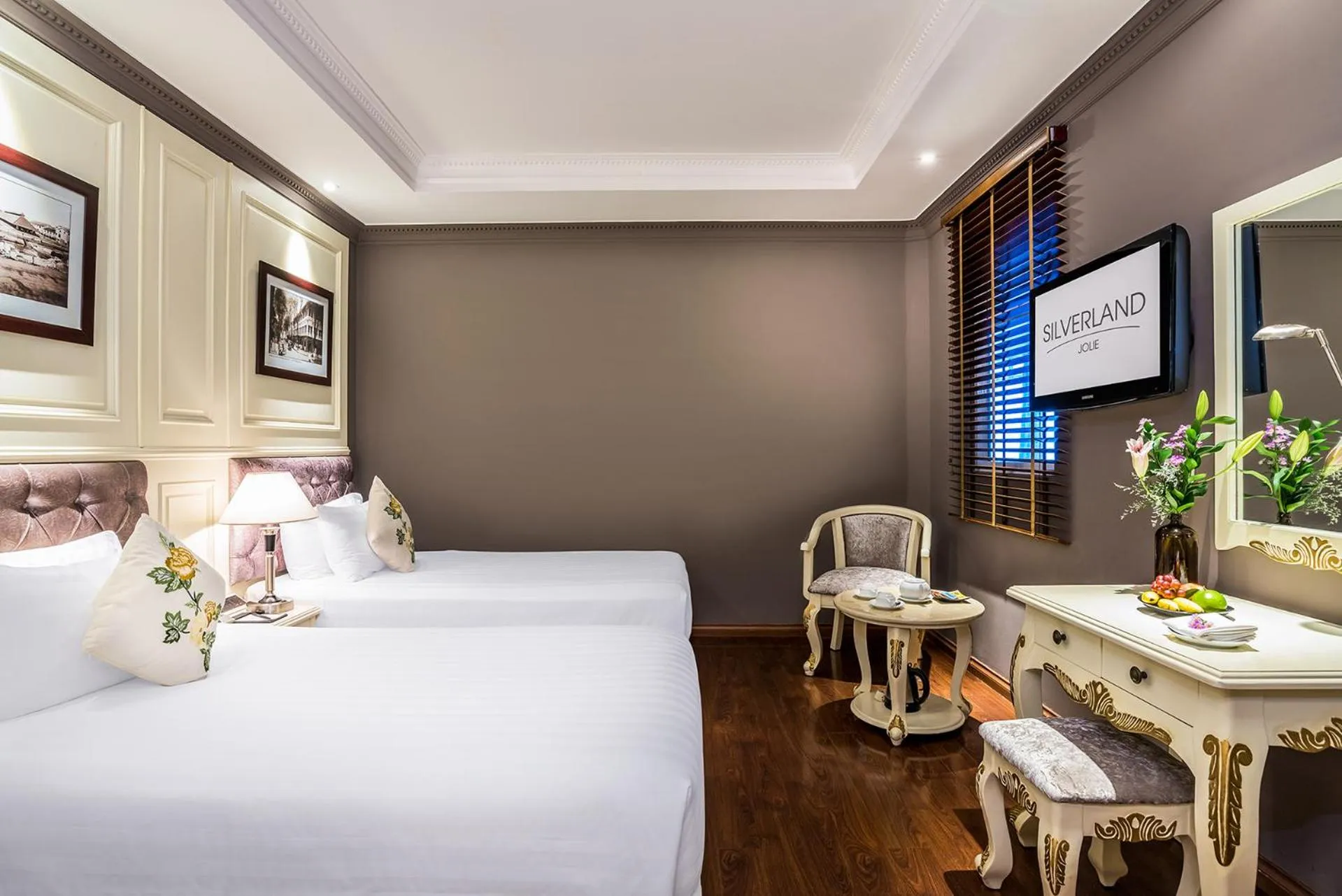 Deluxe Double or Twin (with Afternoon tea) – No Window. in Silverland Jolie Hotel