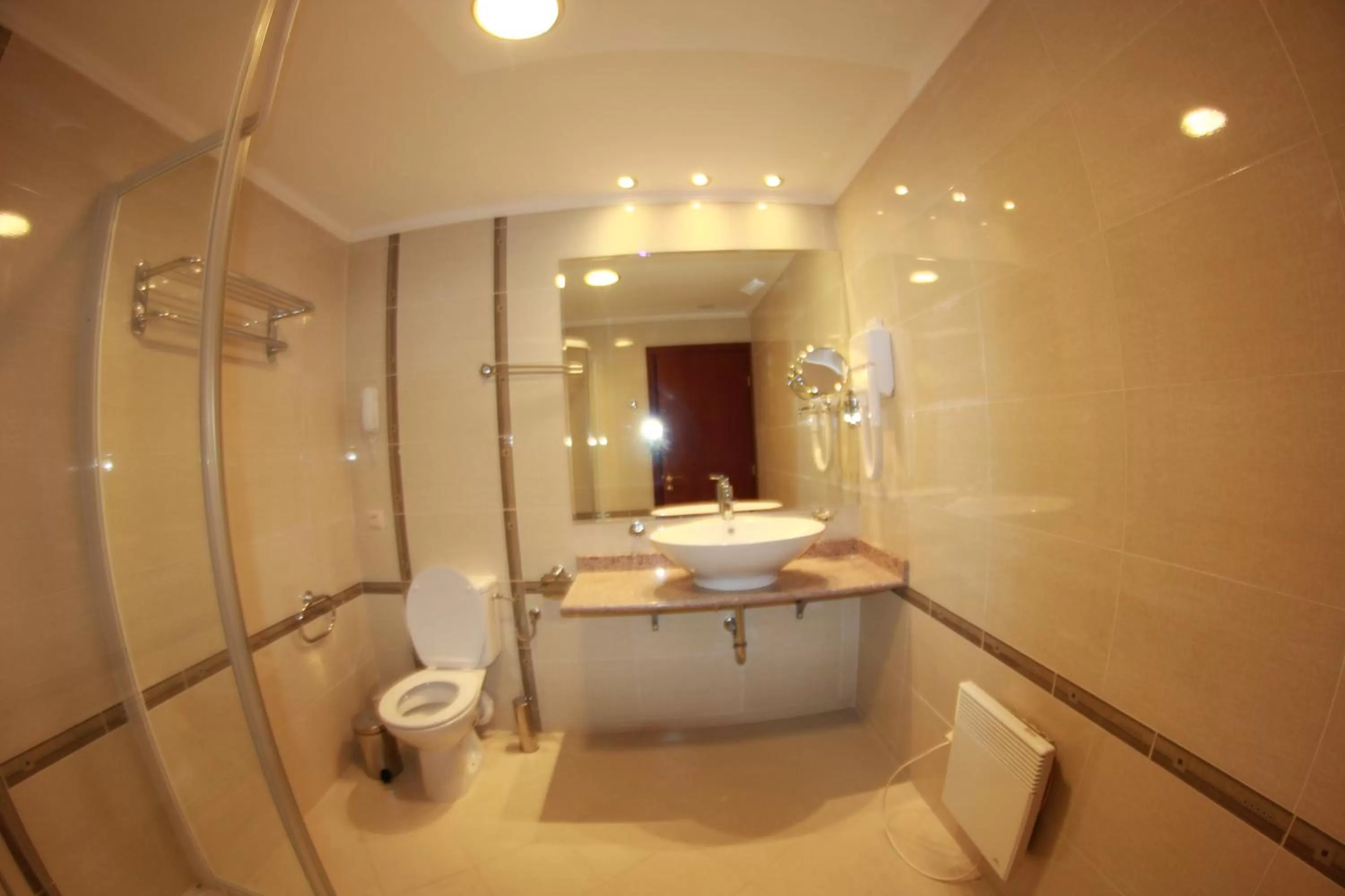 Bathroom in Downtown Bansko Resort