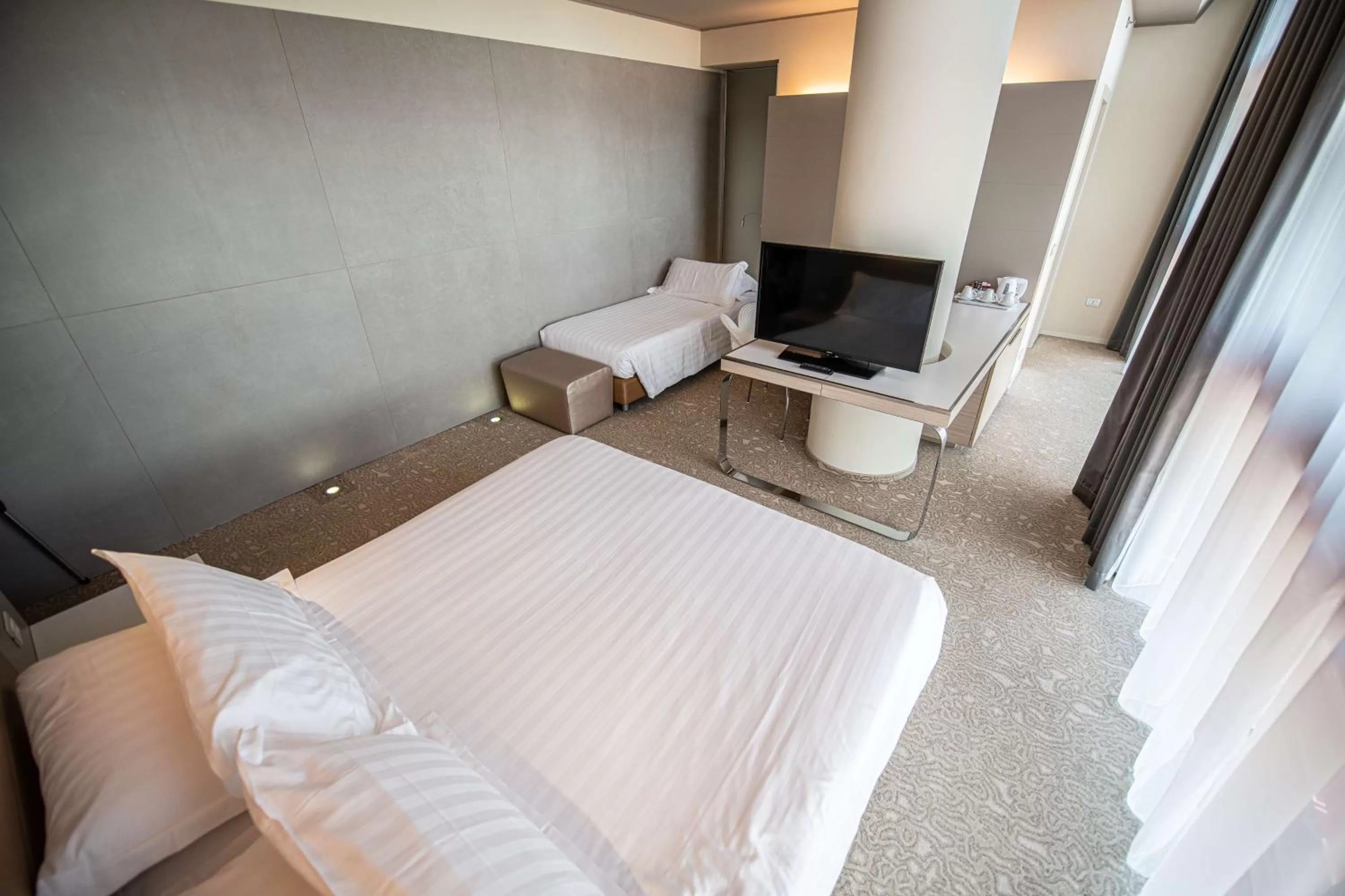 Photo of the whole room, Bed in Best Western Plus Net Tower Hotel Padova