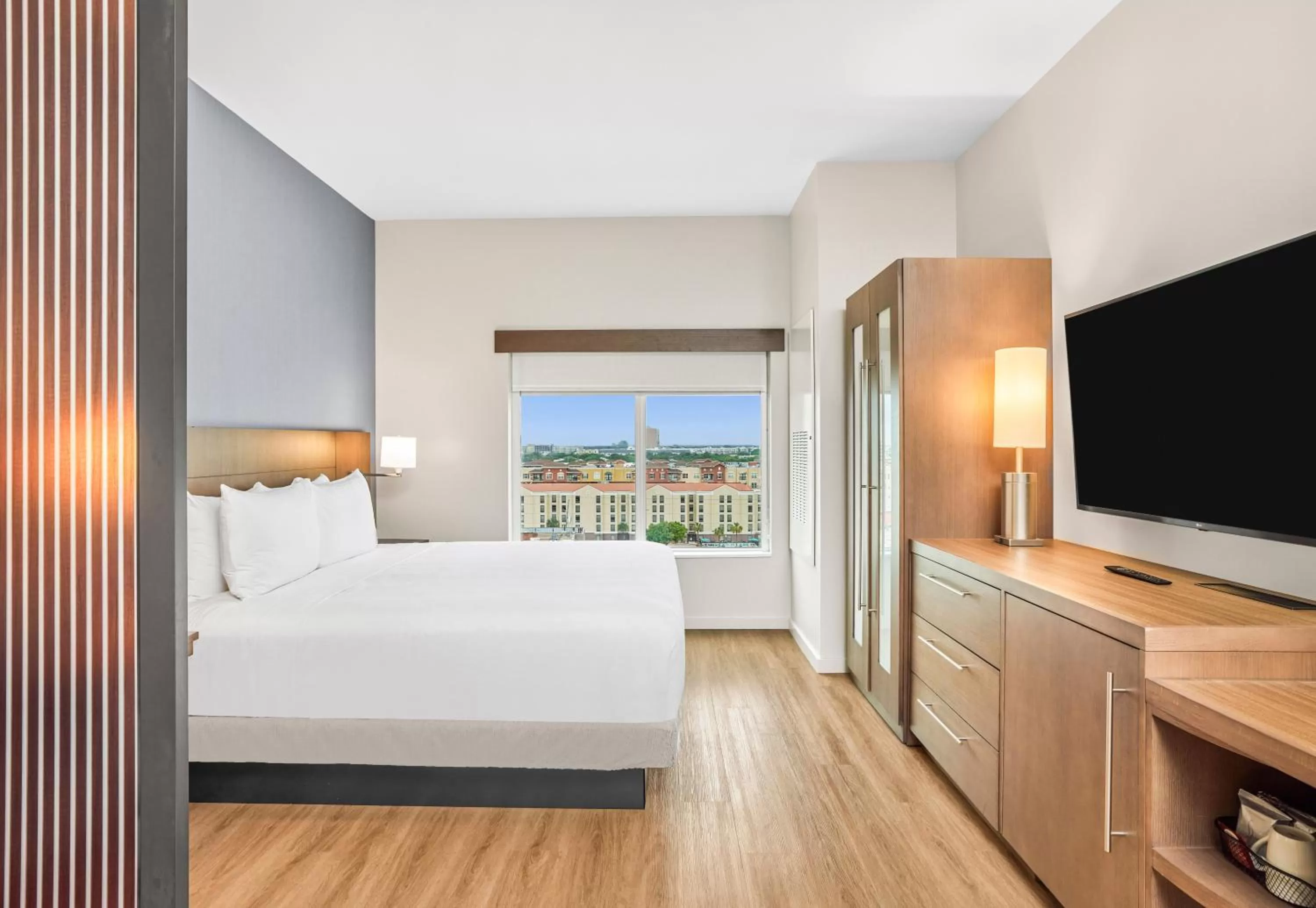 Bedroom, Bed in Hyatt Place Houston Medical Center