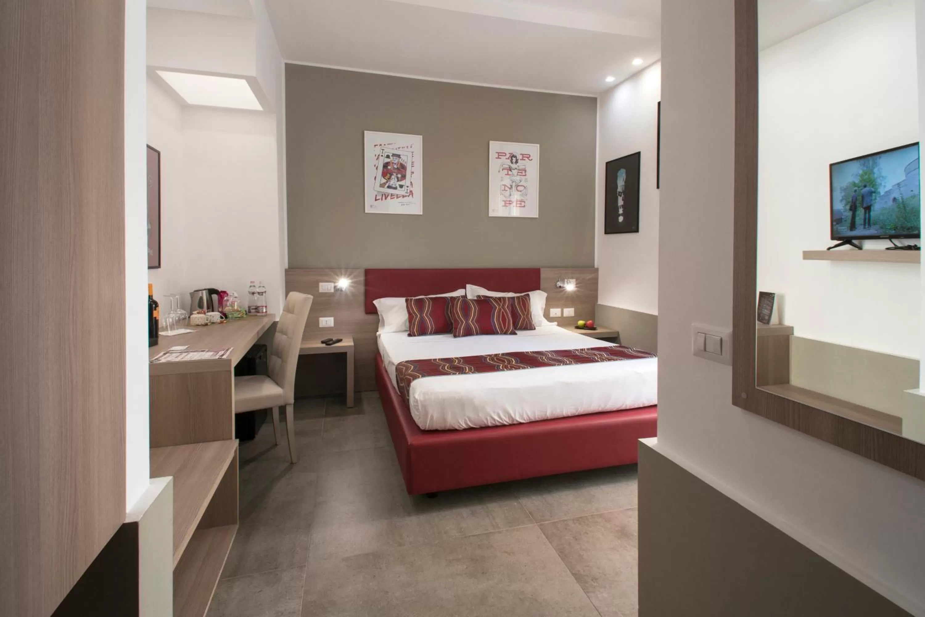 Bed in Regina Margherita Suite