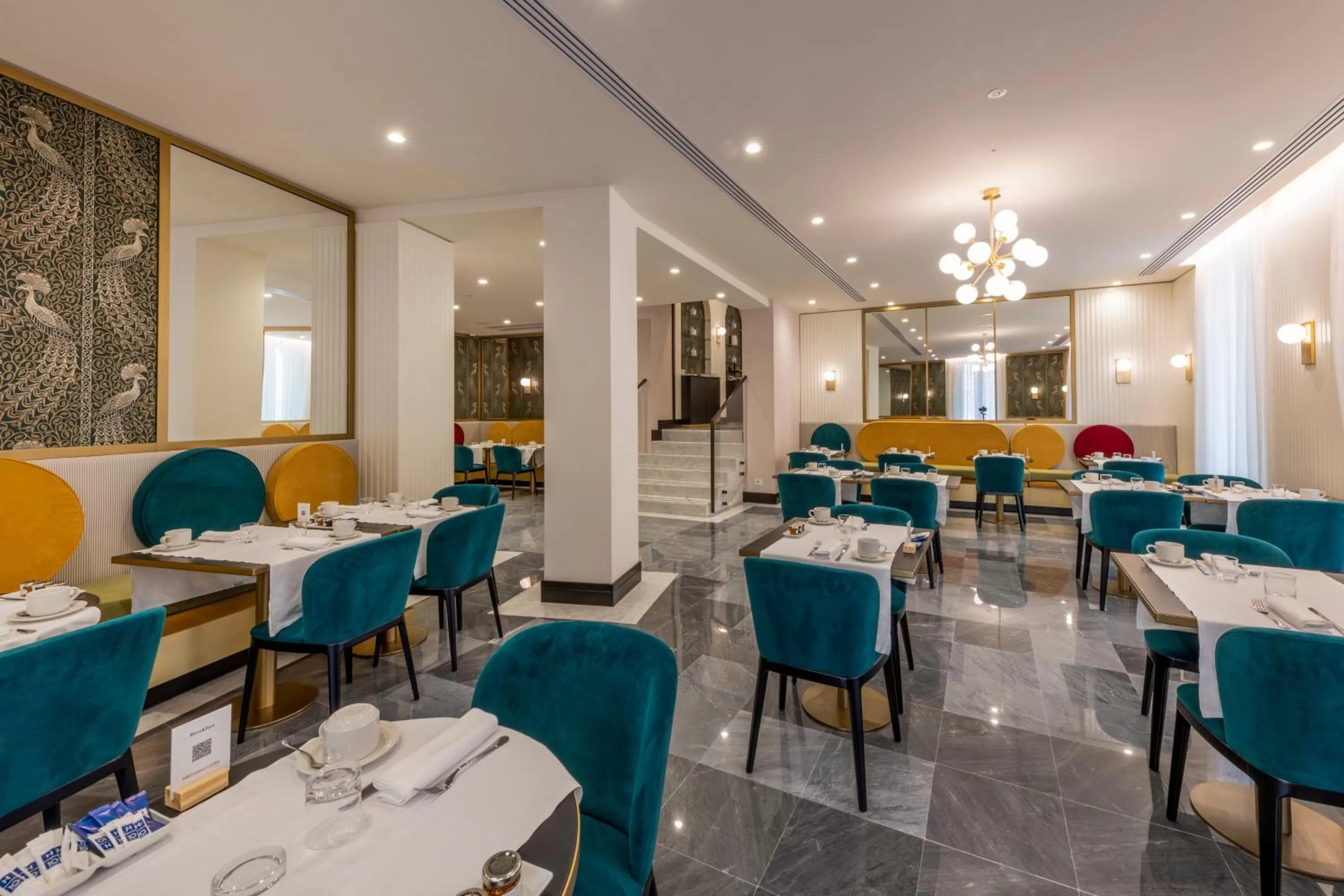Restaurant/places to eat in H10 Palazzo Galla