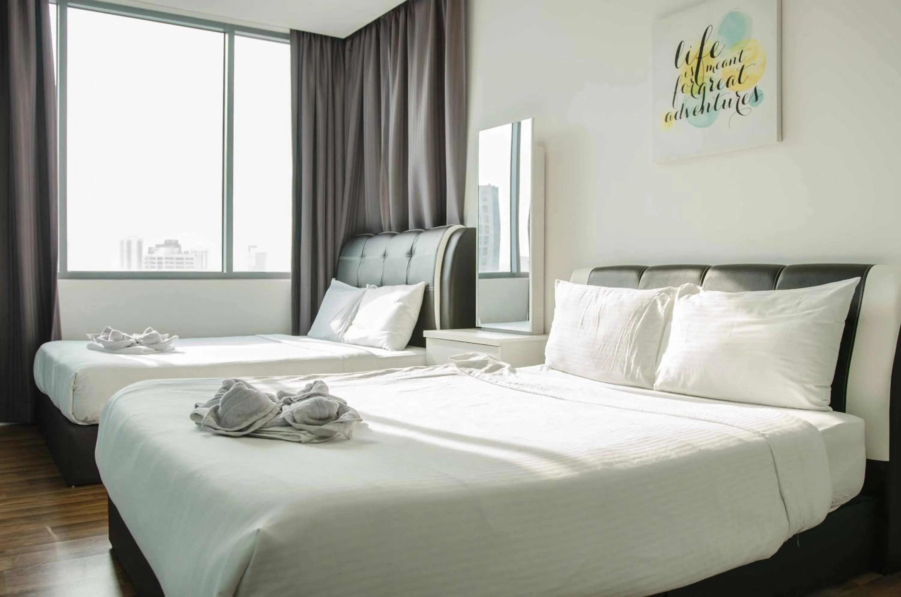 Bedroom, Bed in Mercu Summer Suite KLCC @ Penguin Homes