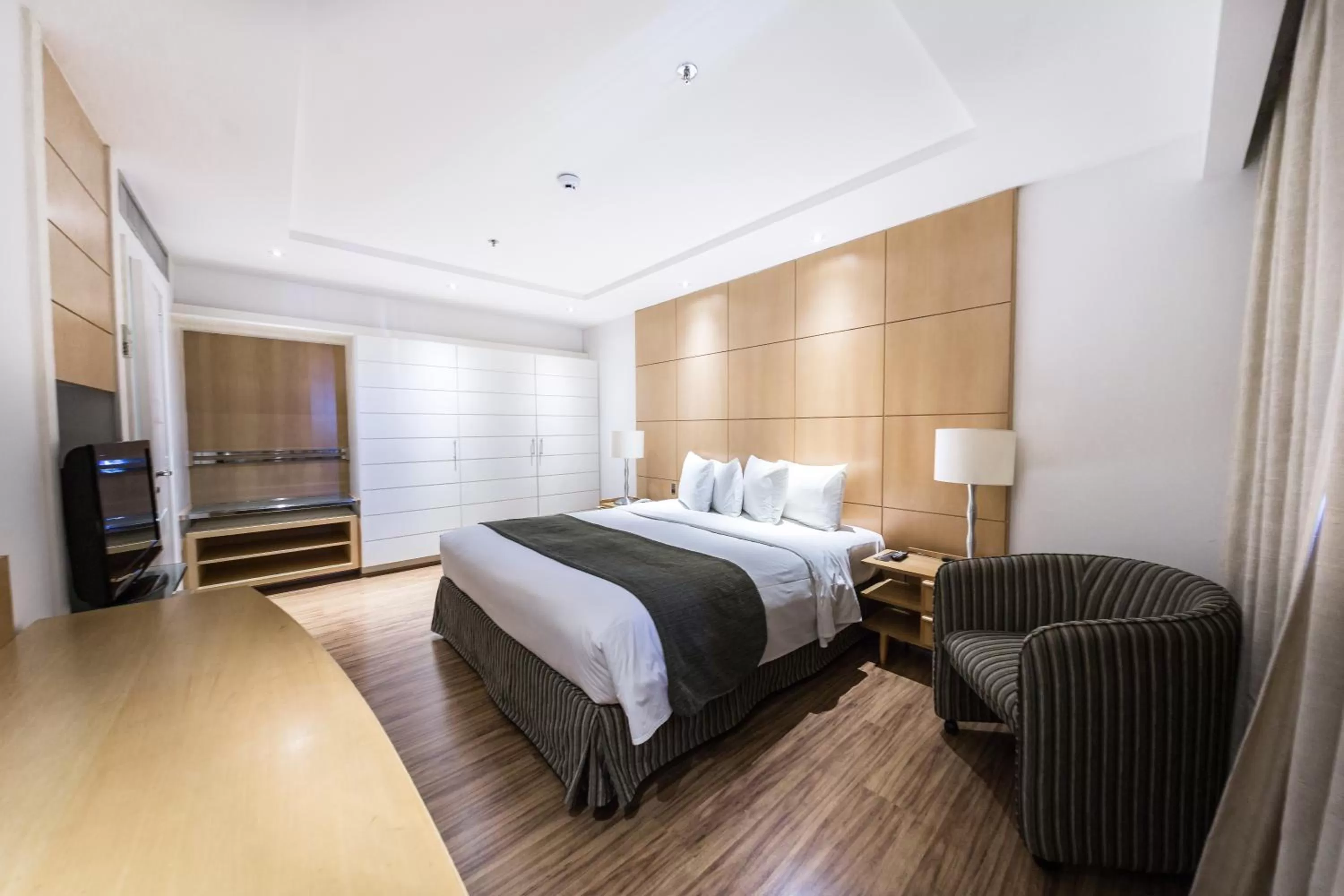 Bed in Grand Bittar Hotel