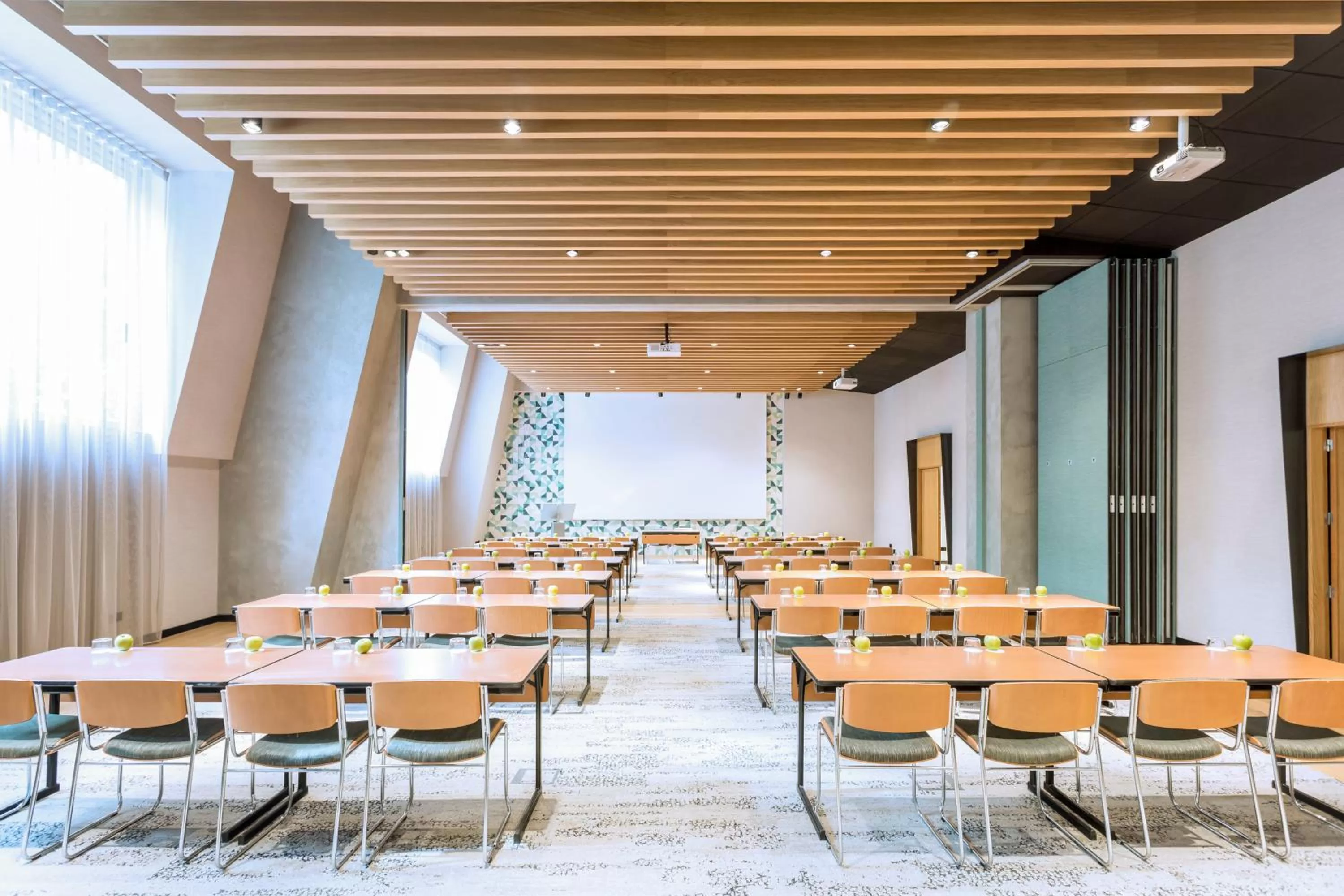 Meeting/conference room in Novotel Sevilla