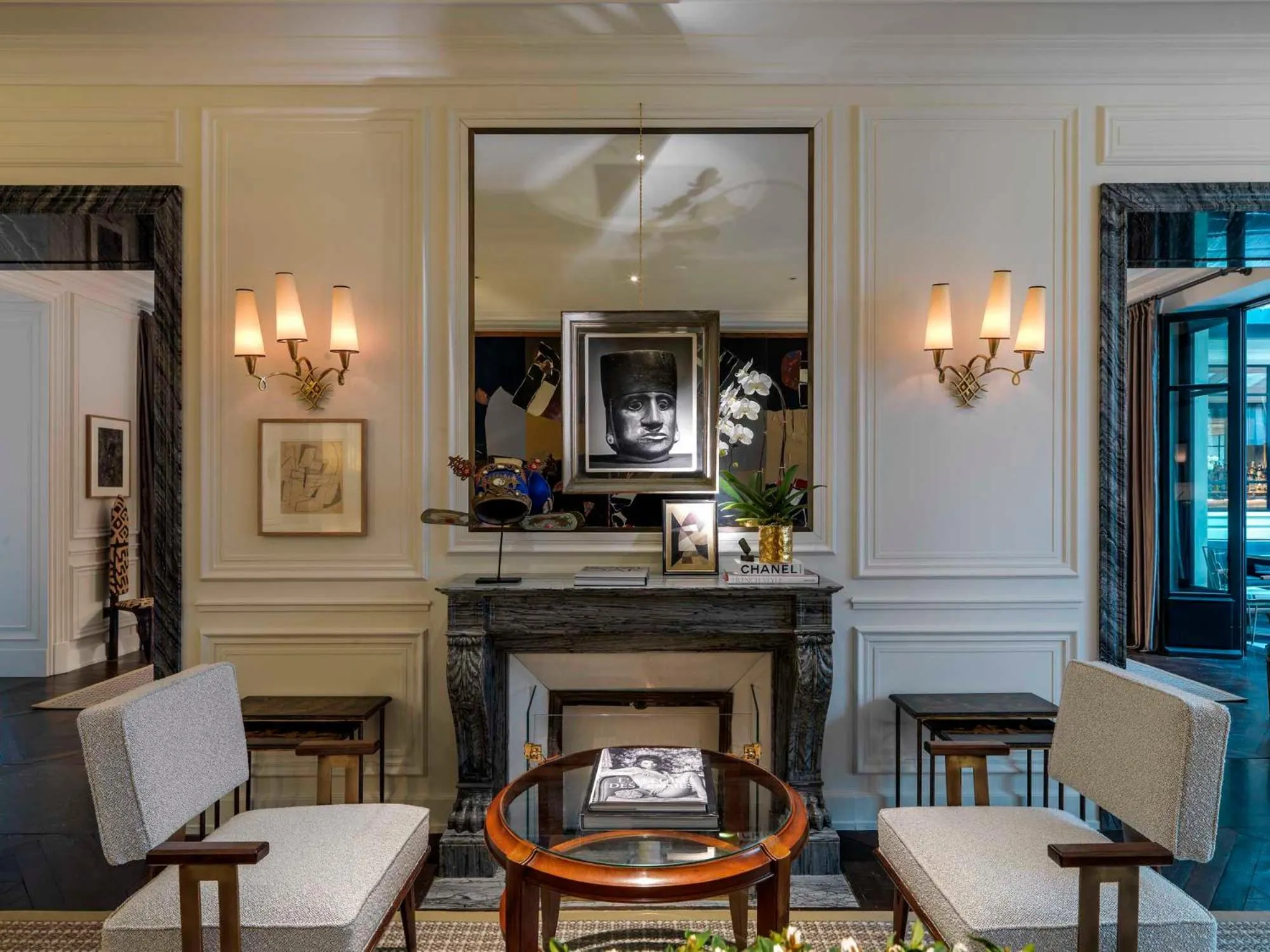 Lounge or bar in J.K. Place Paris