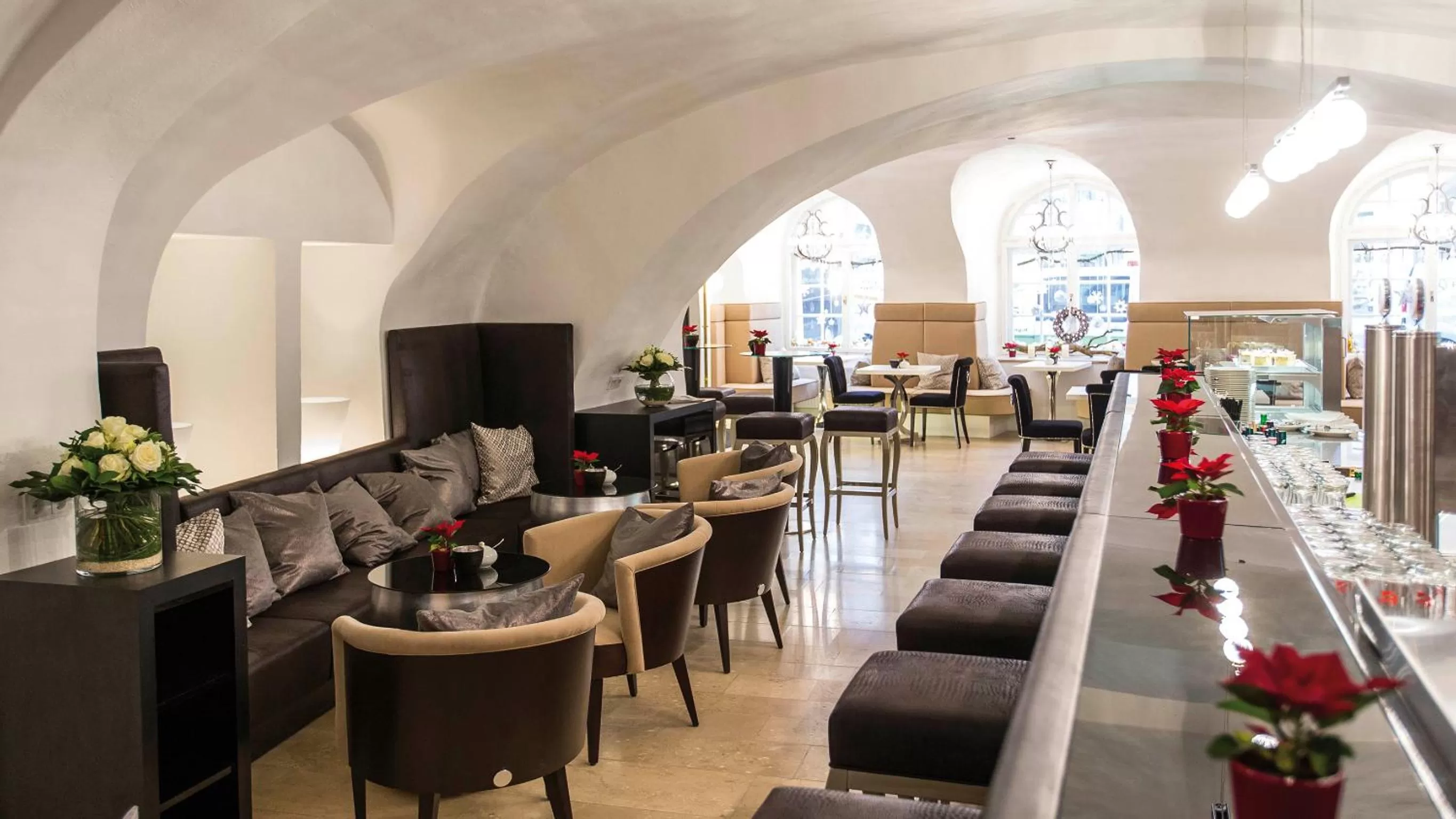 Restaurant/places to eat in Radisson Blu Hotel Altstadt