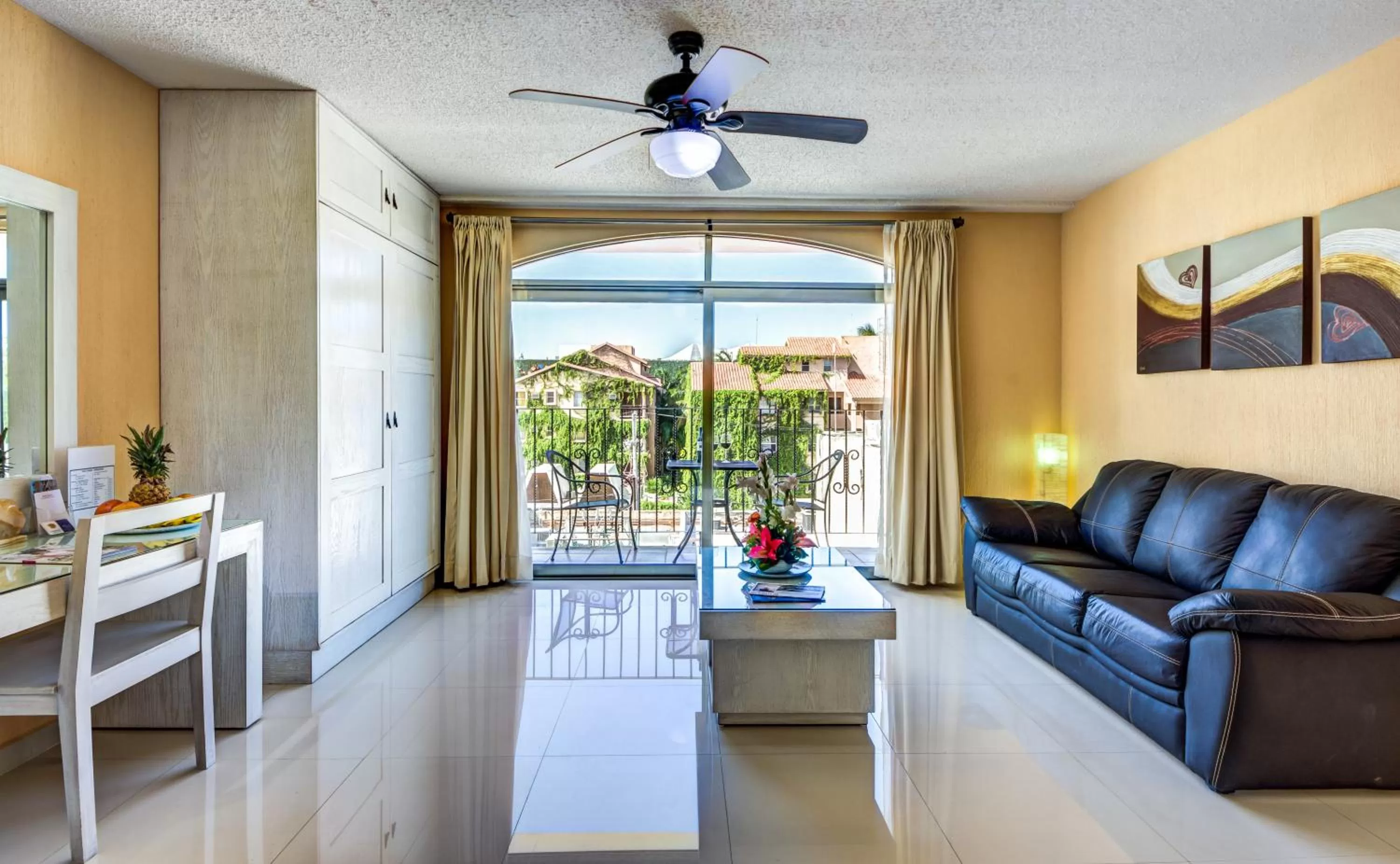 Living room in Suites Corazon