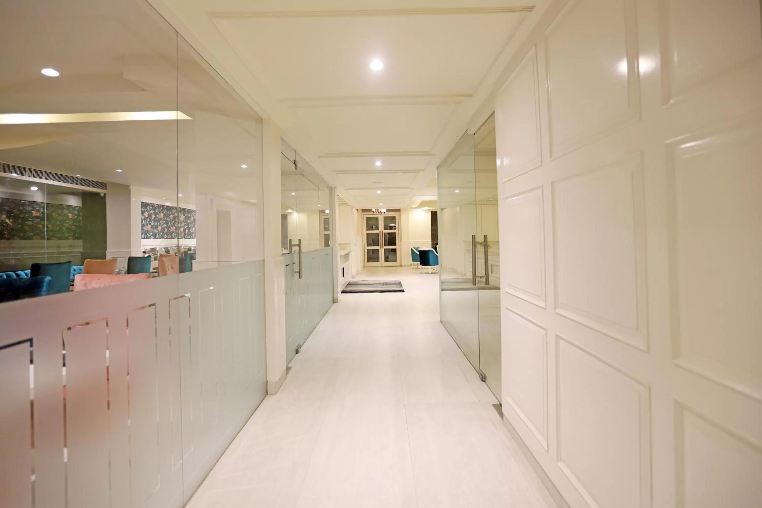 Lobby or reception in Hotel Magenta Jaipur