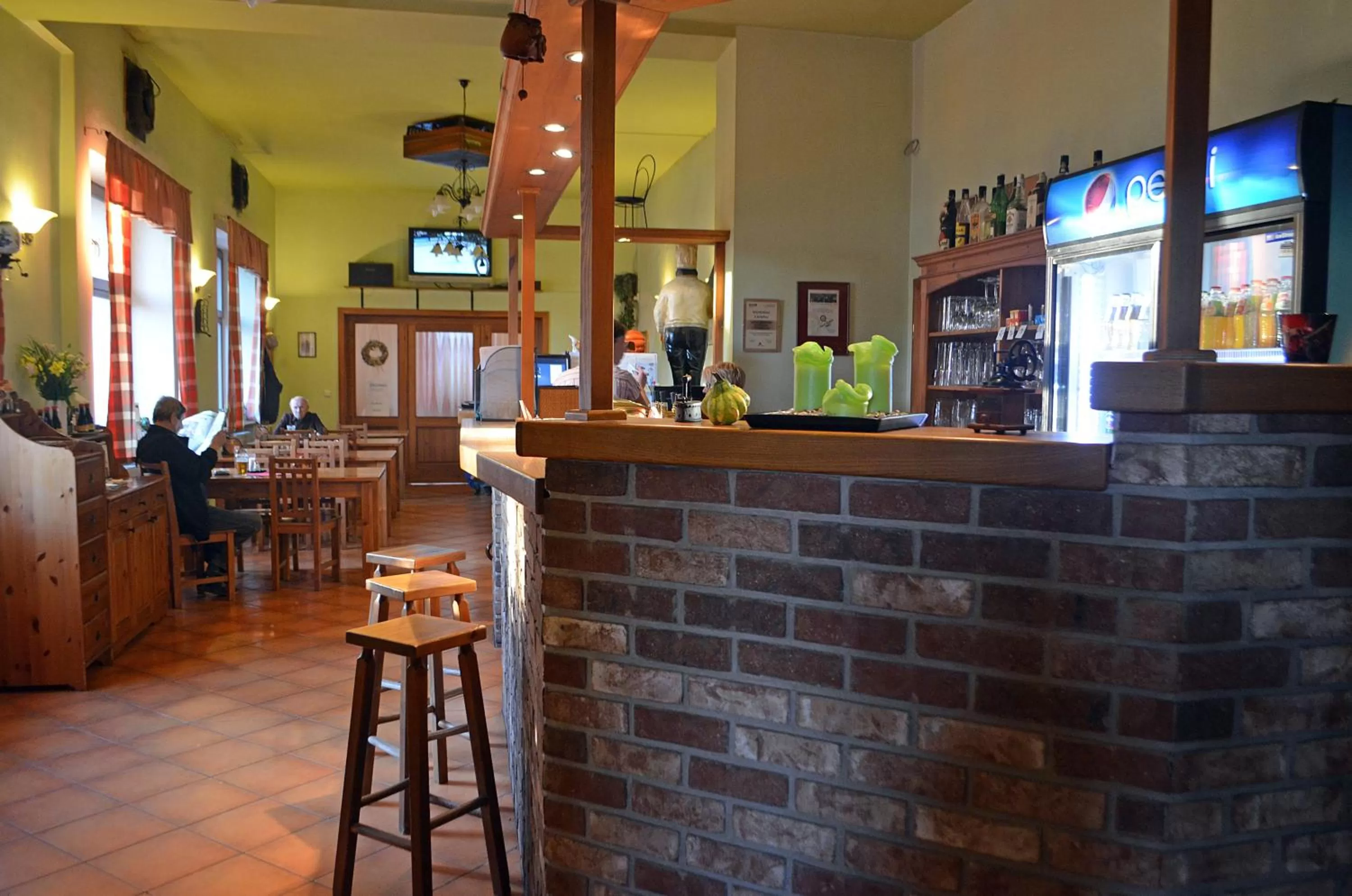 Restaurant/places to eat in Hotel U Kvapilů