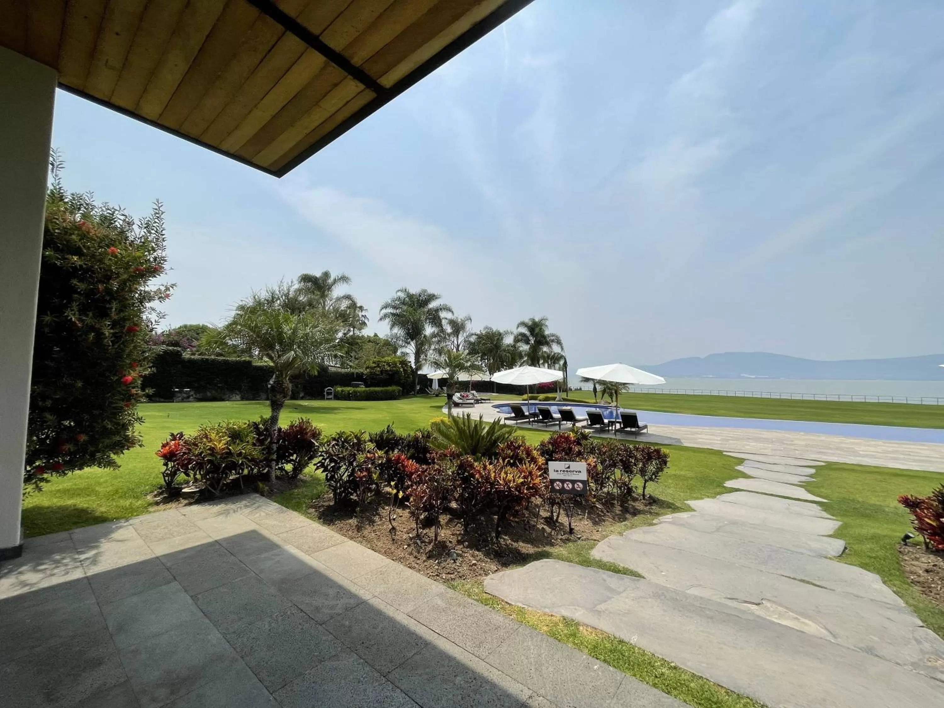 Garden view in La Reserva Chapala