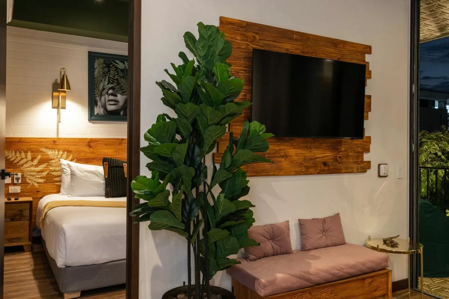 TV and multimedia, Bed in Celestino Boutique Hotel & Spa