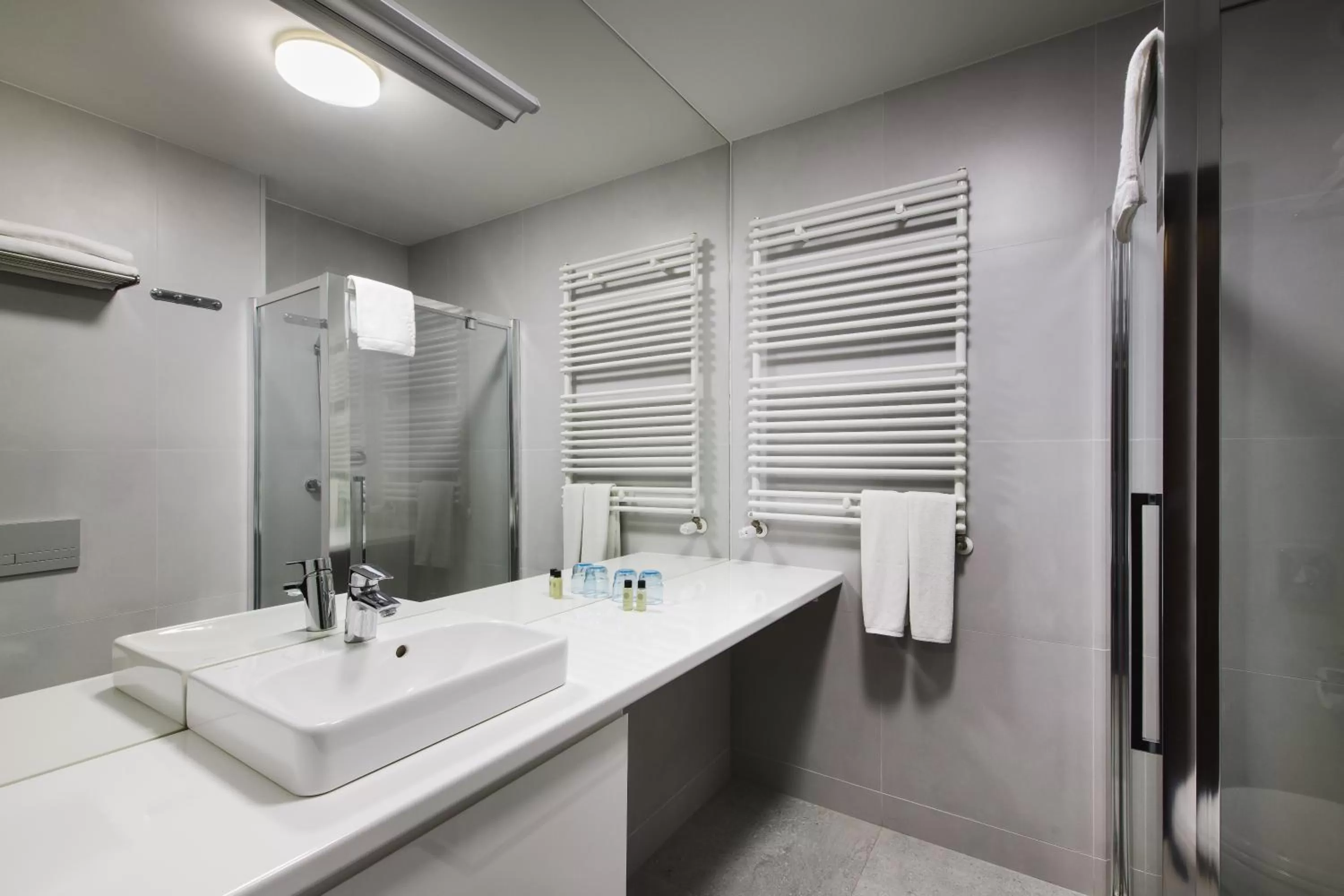 Shower in Best Western Plus Hotel Olsztyn Old Town