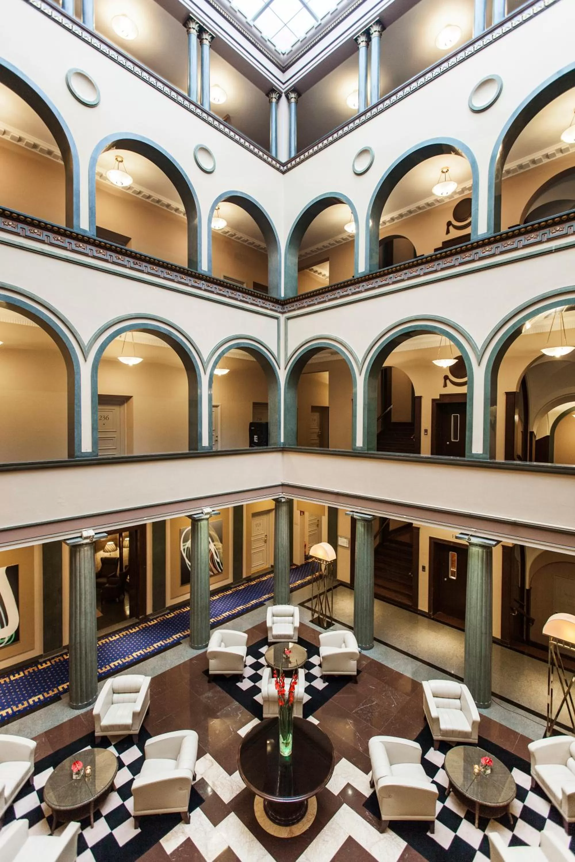 Decorative detail in Elite Plaza Hotel