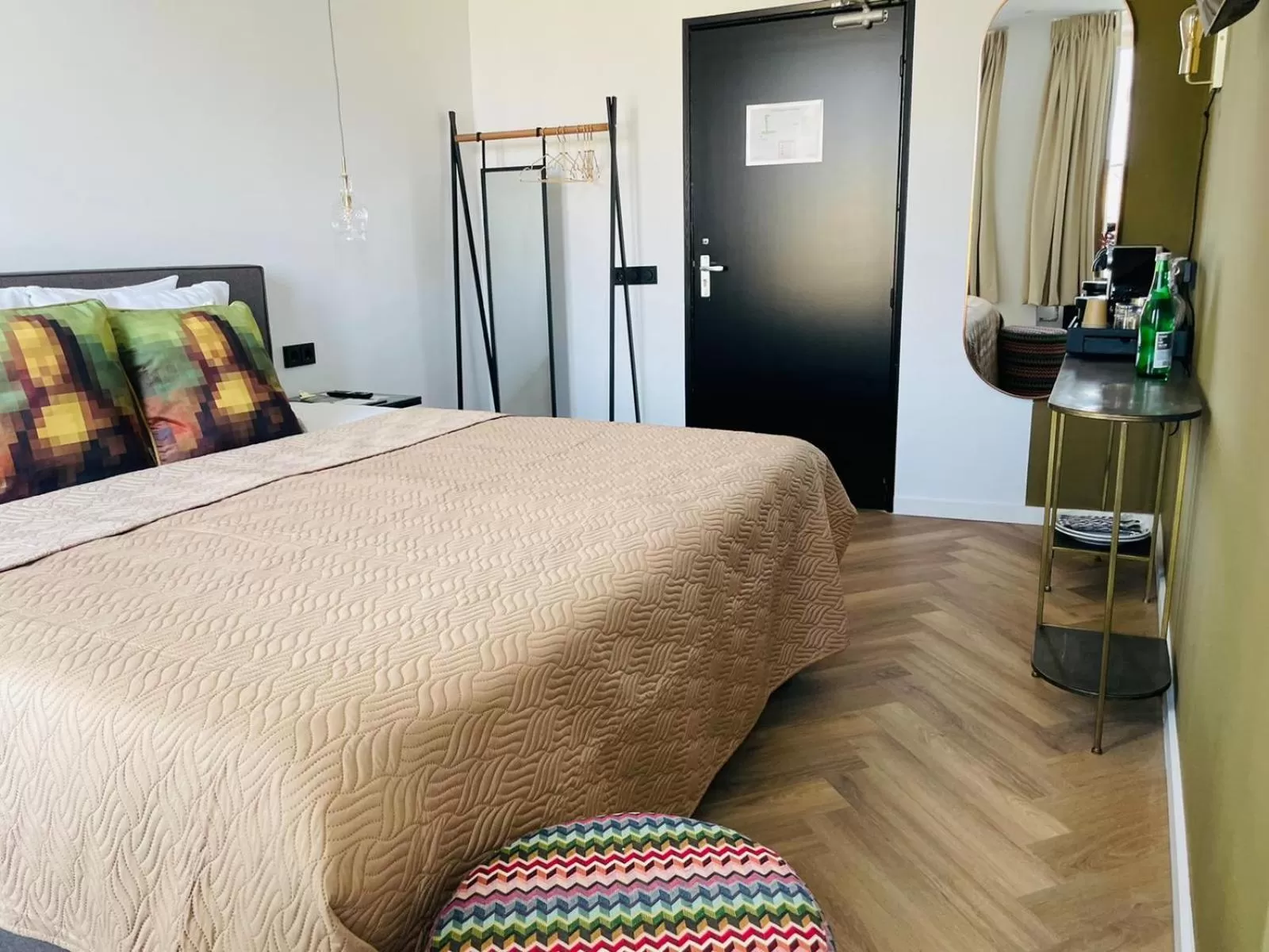 Photo of the whole room, Bed in Valkenhof