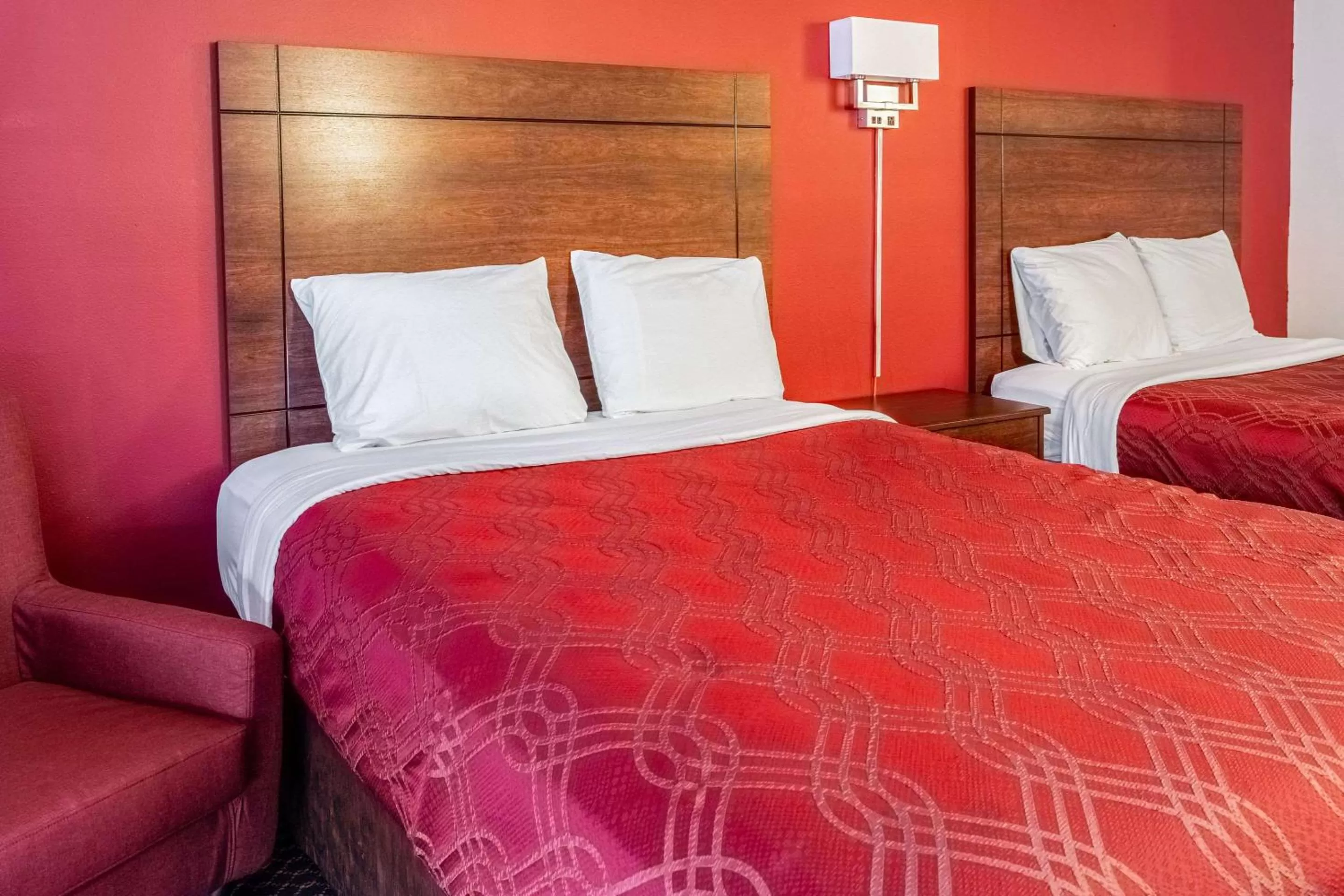 Photo of the whole room in High Desert Inn