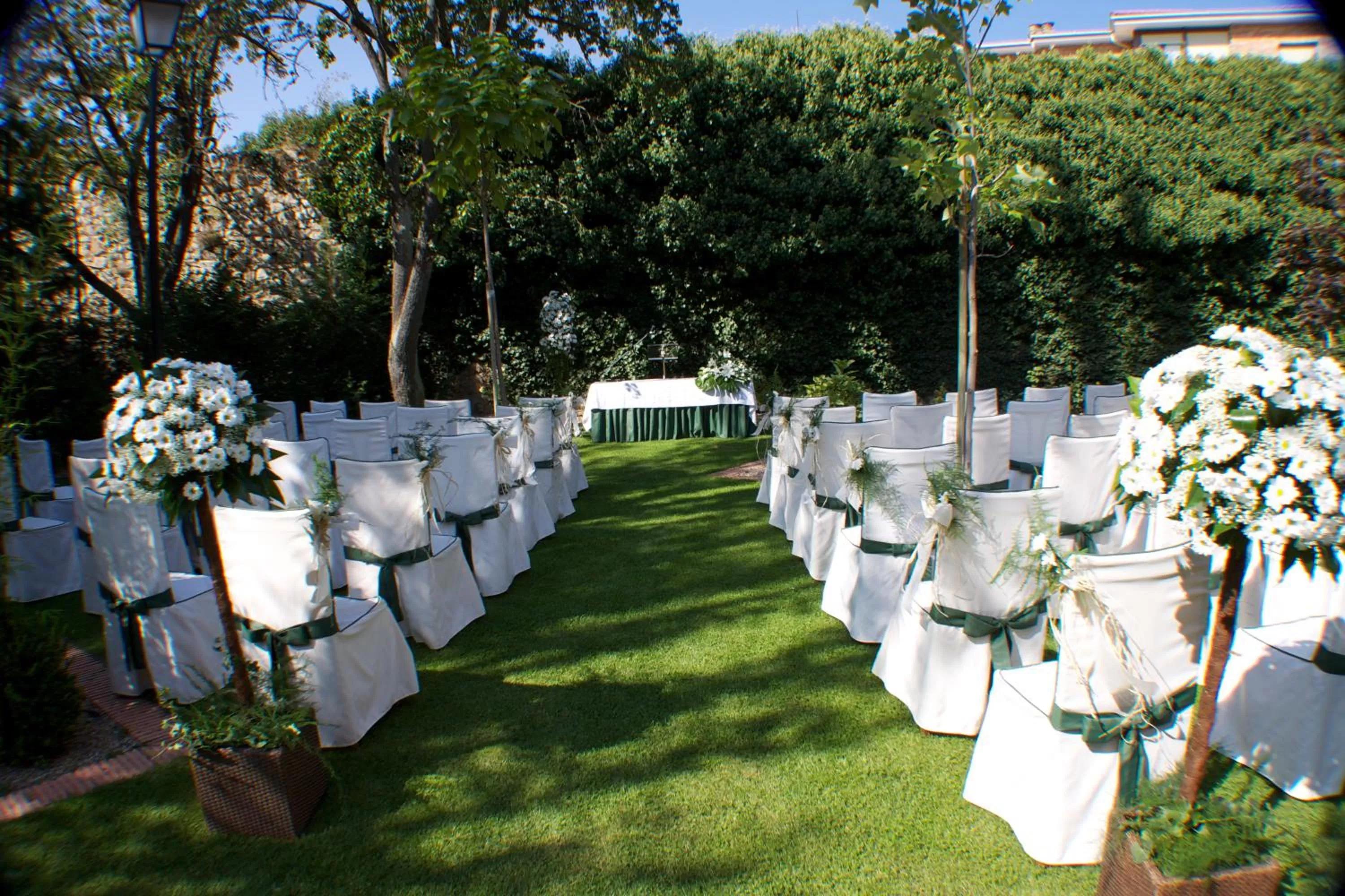 Garden, Banquet Facilities in Hotel Valentin