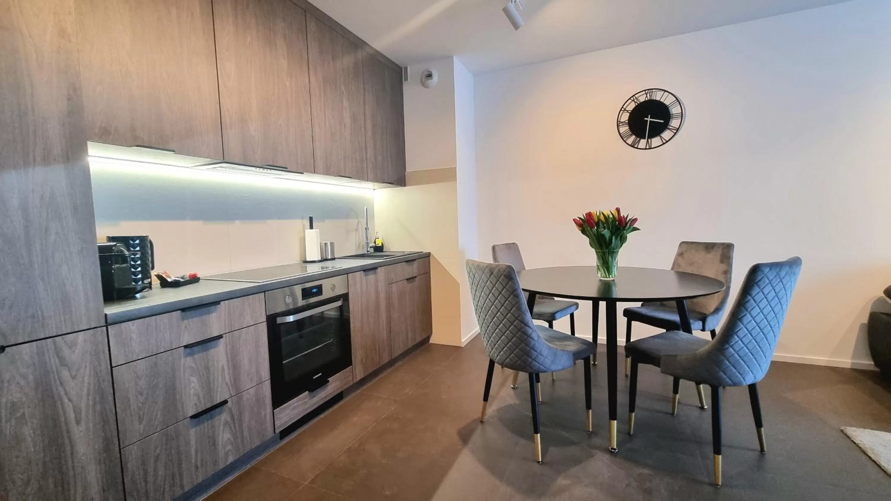 Coffee/tea facilities in NOOK NOOK Apartments Bytkowska 103