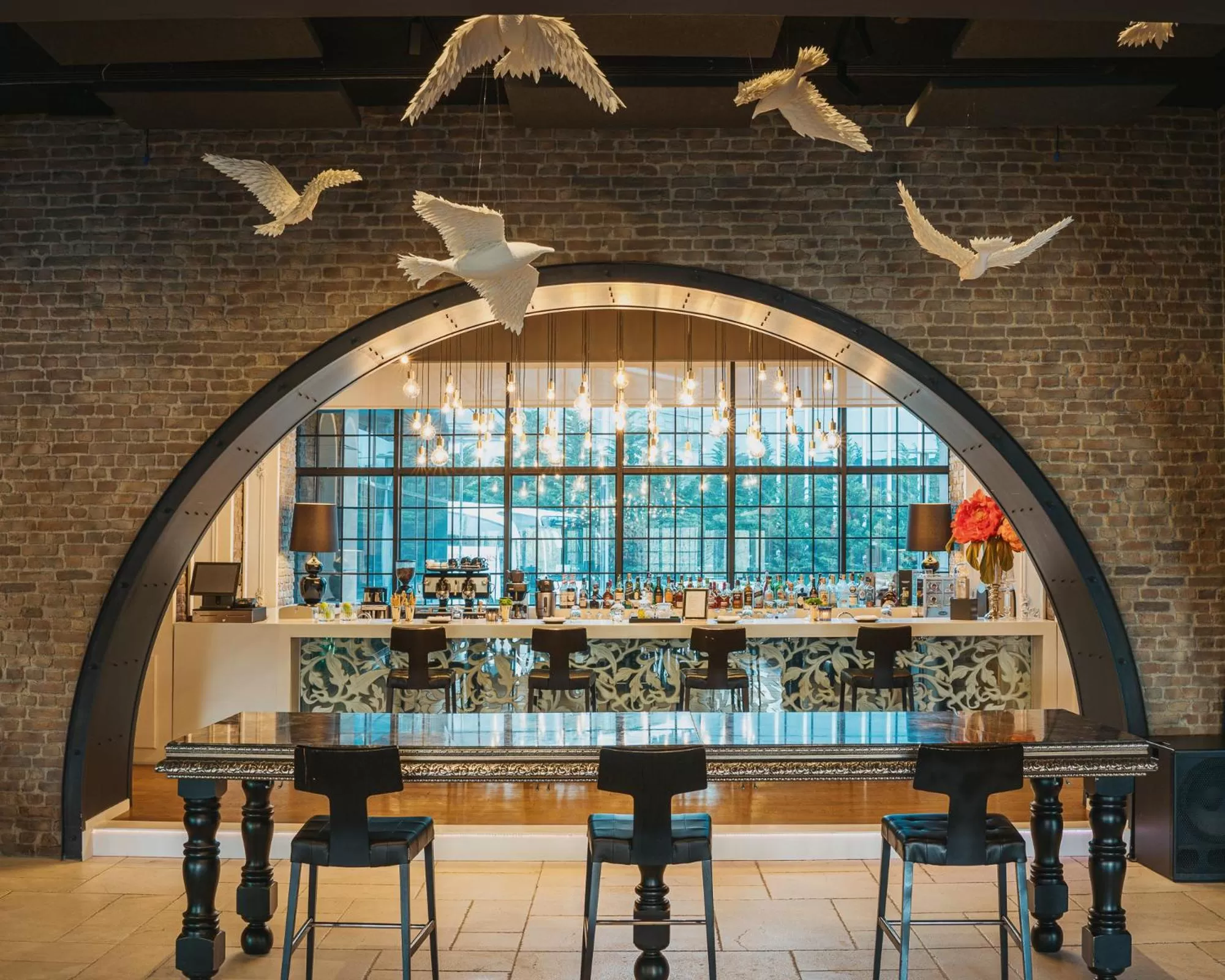 Restaurant/places to eat in Wyndham Ankara