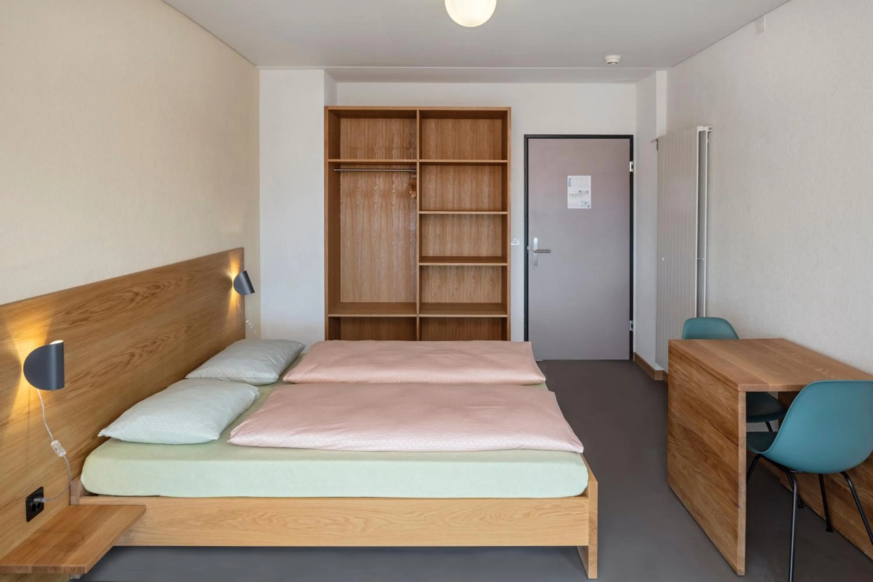 Photo of the whole room, Bed in Crans-Montana Youth Hostel