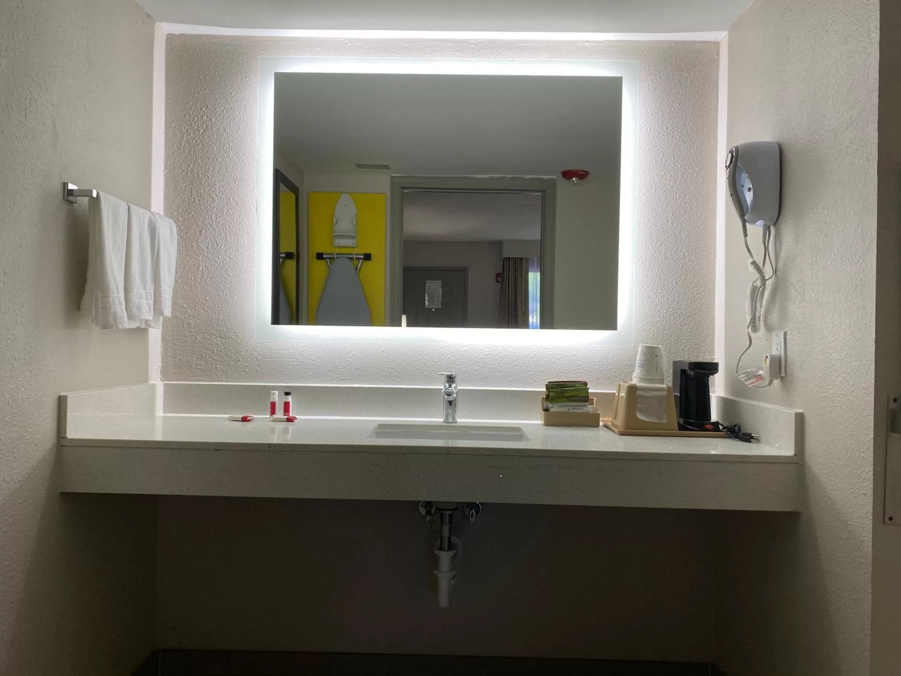 Days Inn by Wyndham Newnan