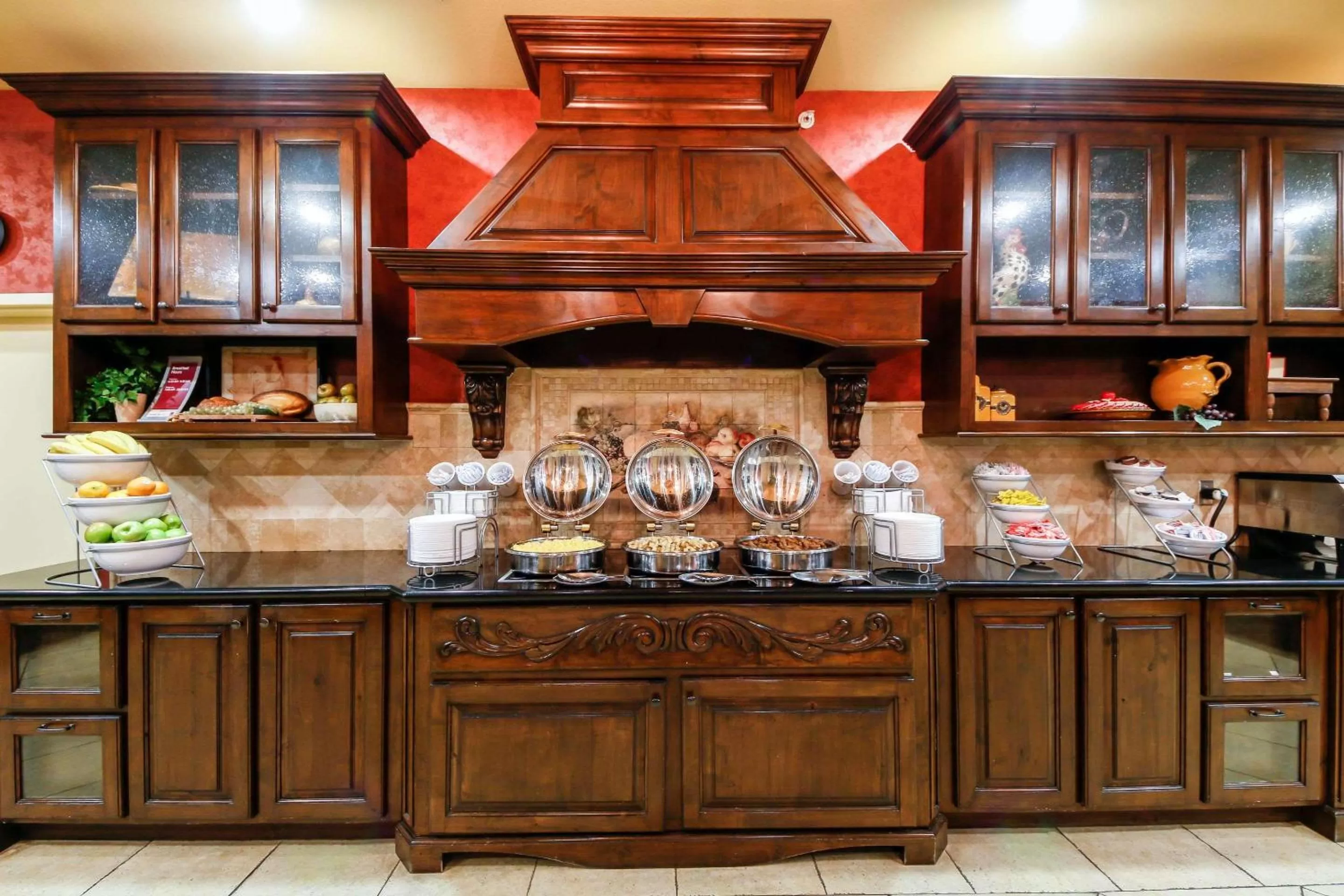 Restaurant/places to eat in Comfort Suites Alamo-River walk