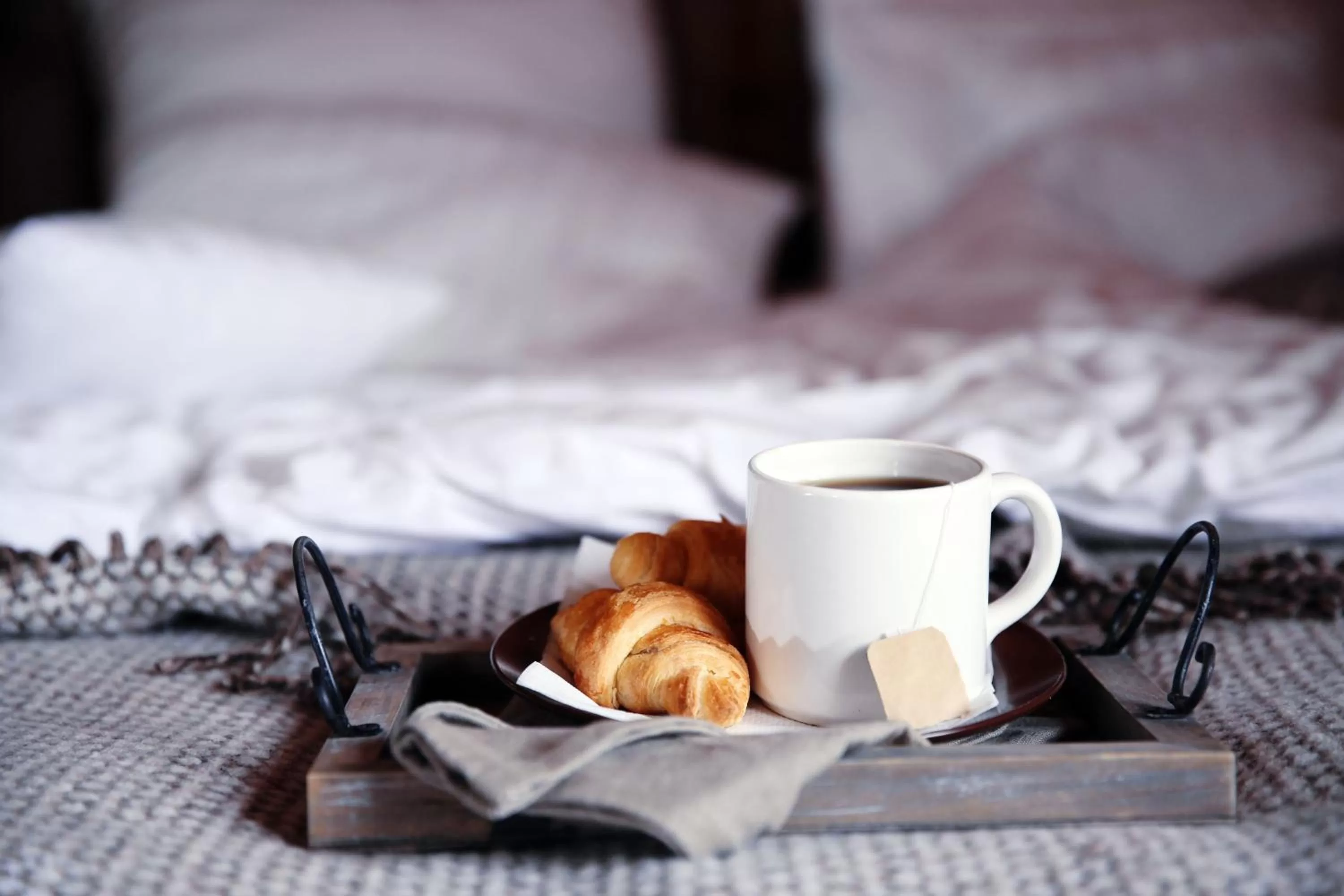 Photo of the whole room, Bed in Kimpton Banneker Hotel by IHG